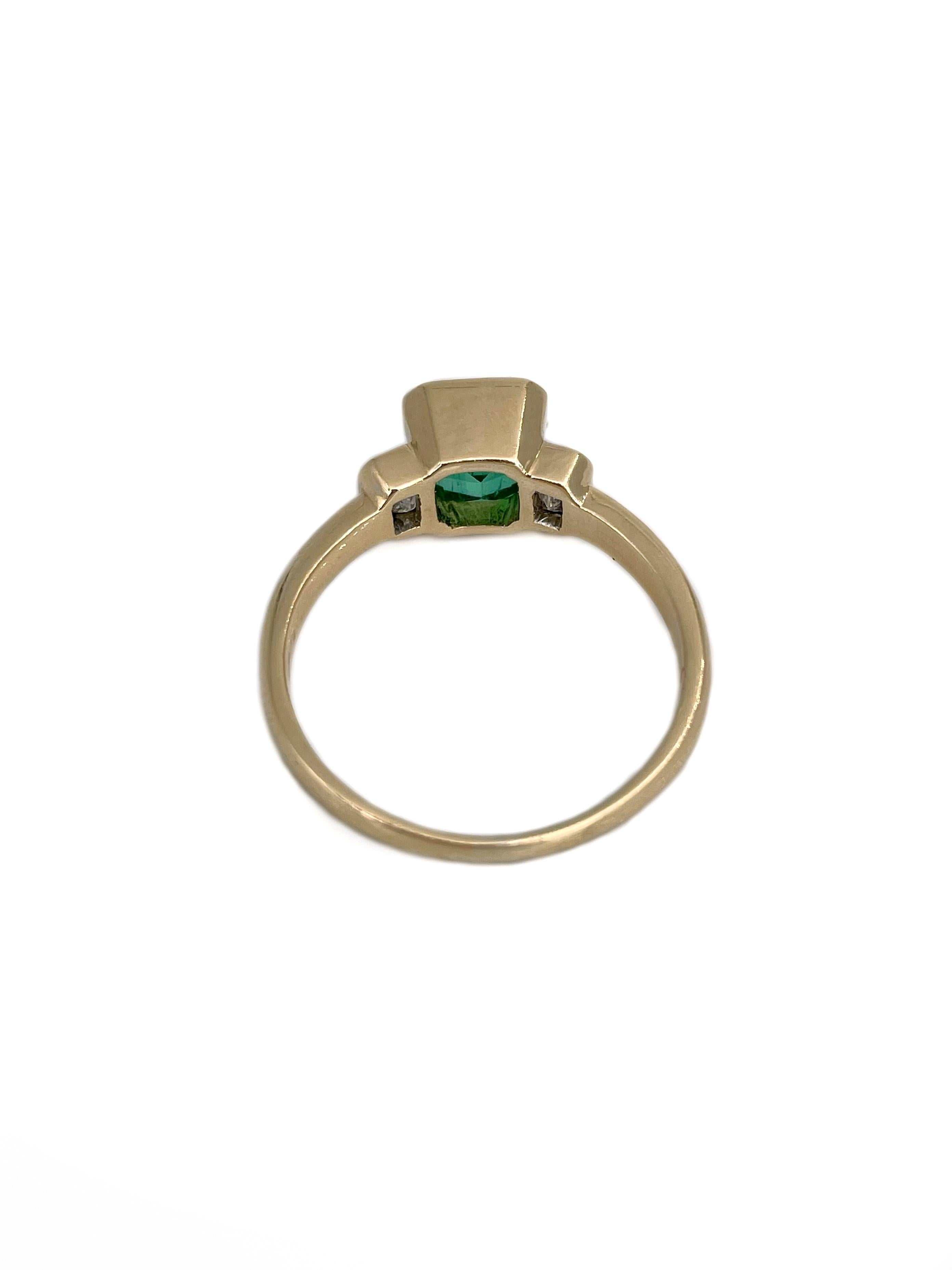 Women's or Men's Vintage 18 Karat Gold 1.60 Carat SI Emerald 0.42 Carat Diamond Three-Stone Ring For Sale