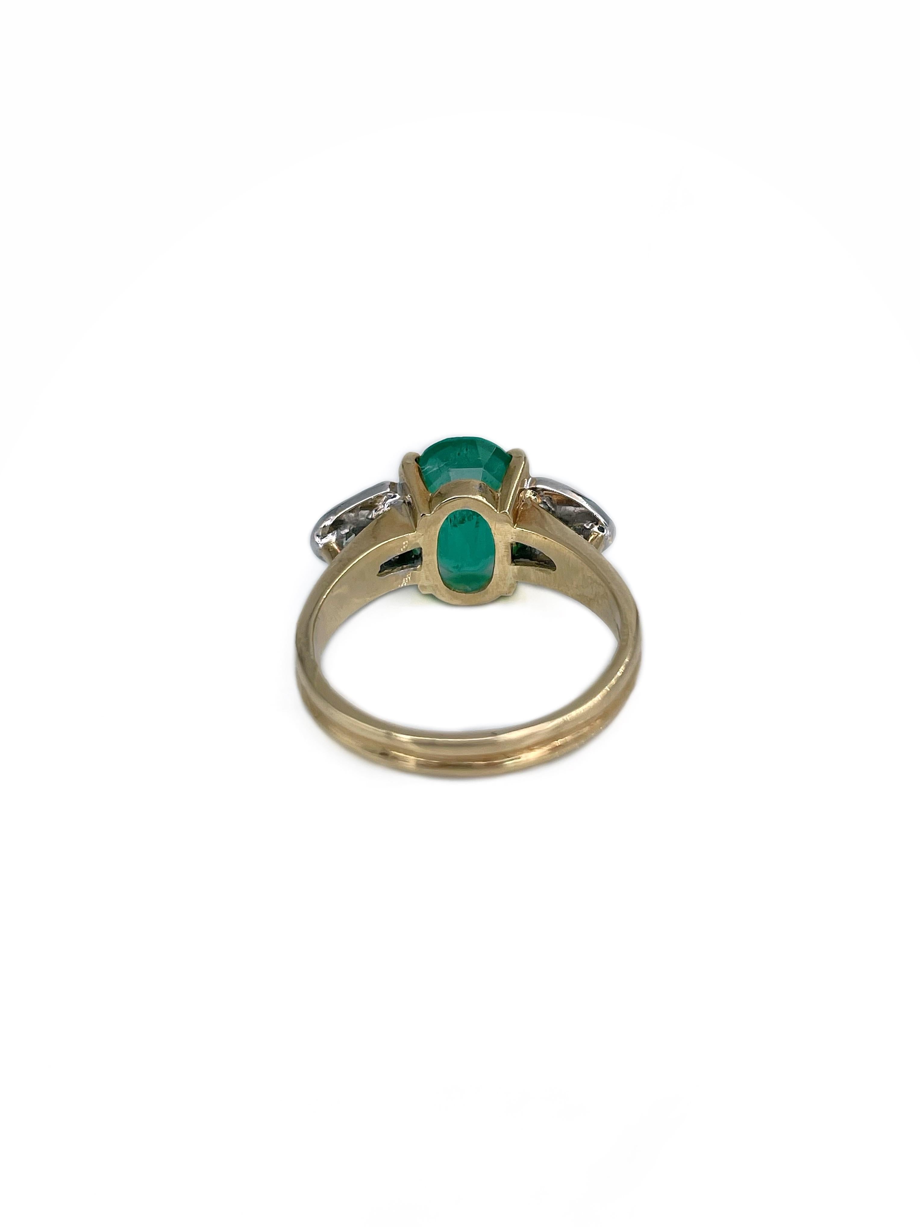 Vintage 18 Karat Gold 2.43 Carat Emerald 0.48 Carat Diamond Engagement Ring In Good Condition In Vilnius, LT