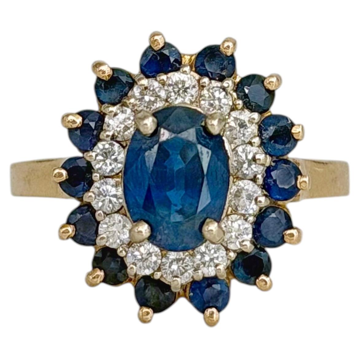 Vintage 18 Karat Gold 2.60 Carat Sapphire 0.44 Carat Diamond Cluster Ring