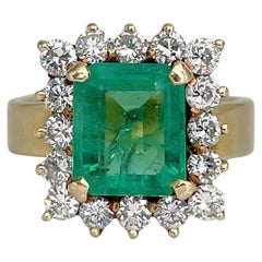 Vintage 18 Karat Gold 3.00 Carat Emerald 1.20 Carat Diamond Cluster Ring