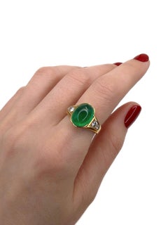 Vintage 18 Karat Gold 6 Carat Cabochon Emerald 0.35 Carat Diamond Cocktail Ring