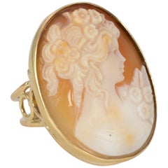 Vintage 18 Karat Gold and Cameo Ring, 1950s