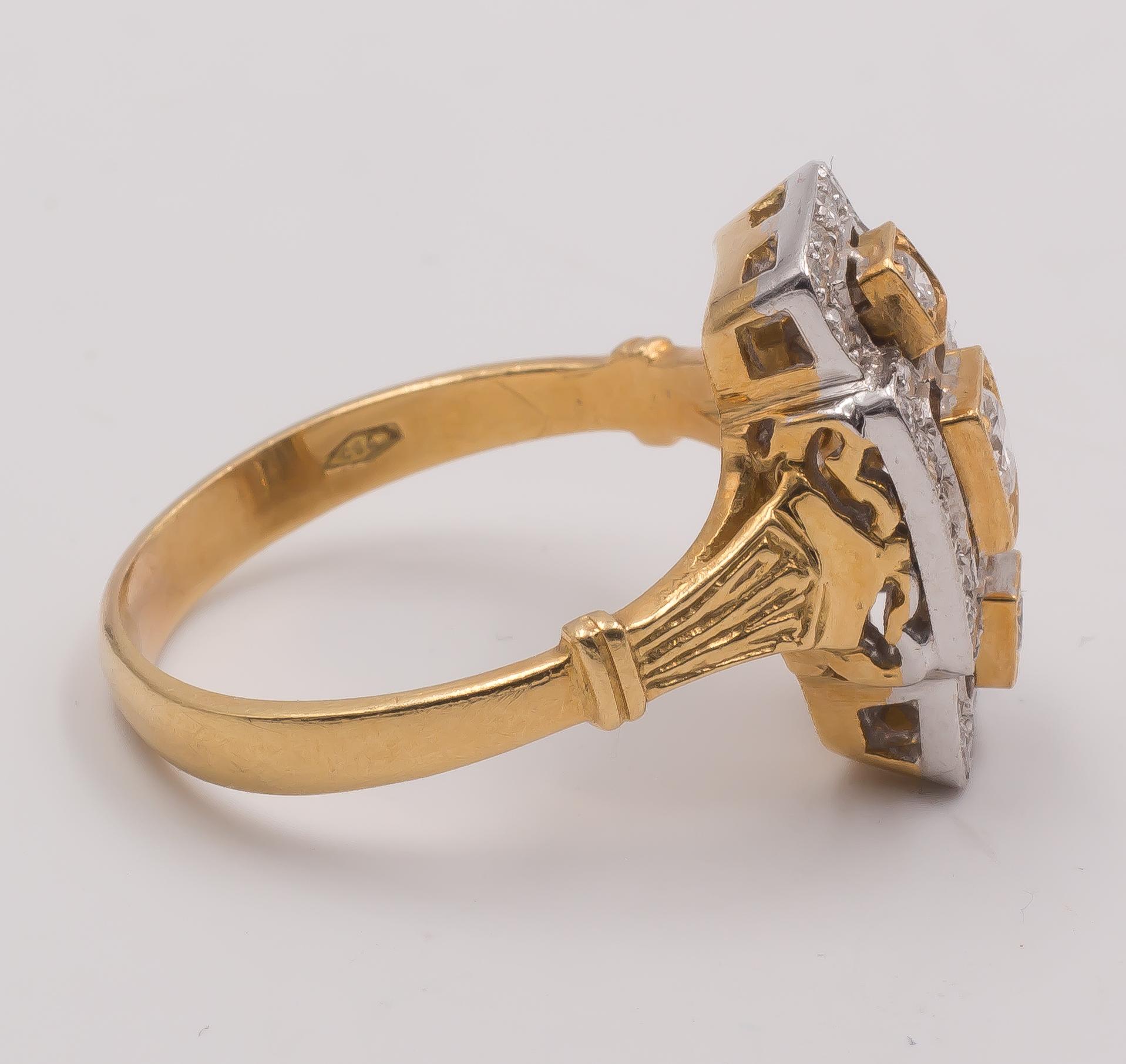 Round Cut Vintage 18 Karat Gold and Diamond Ring, 1950s For Sale