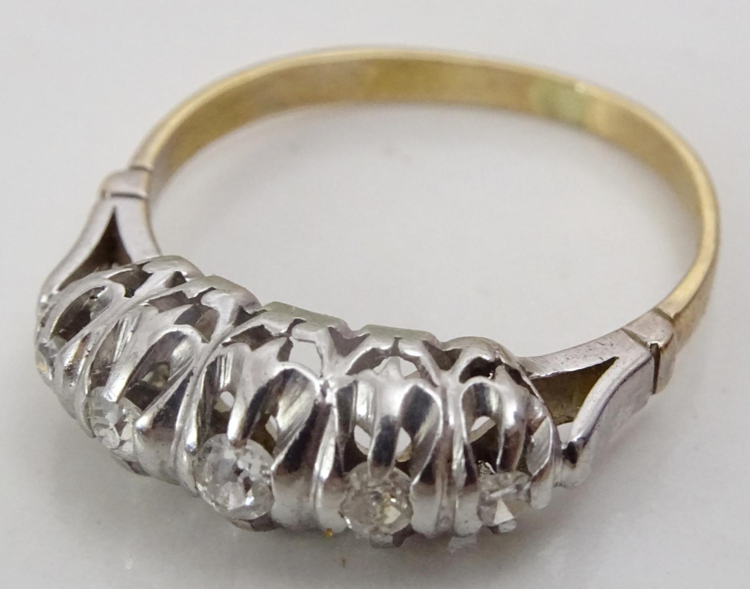 Vintage 18 karat Gold and Diamond Ring For Sale 2