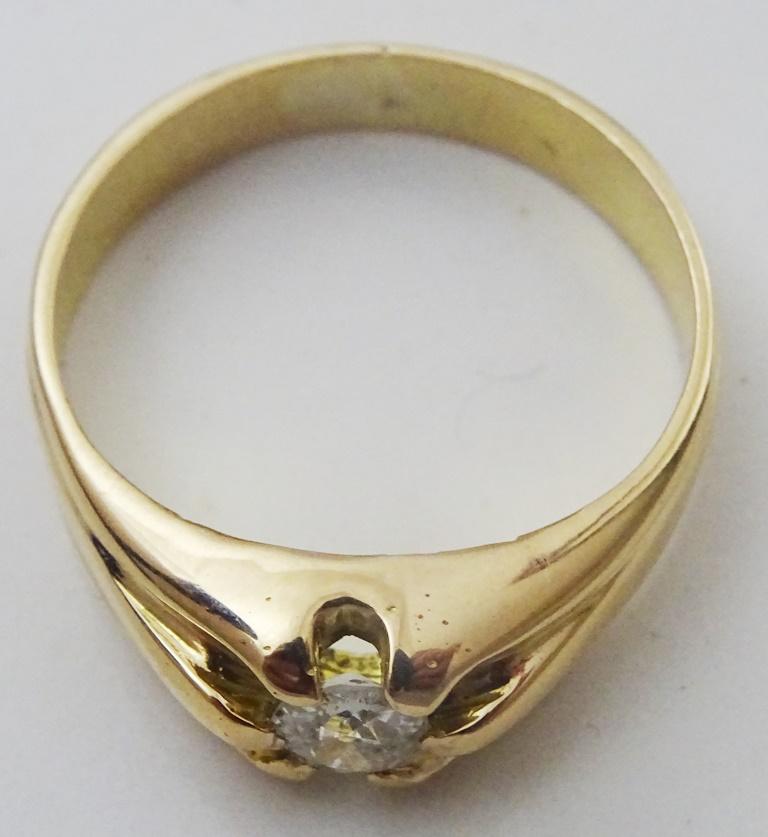 Old European Cut Vintage 18 karat Gold And Old cut Diamond Iraqi Ring For Sale