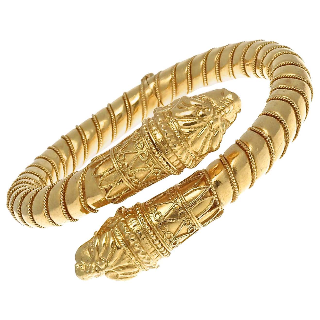 Vintage 18K Gold Bangle Double Dog Head Bypass Bracelet For Sale at ...
