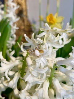 Vintage 18 Karat Gold Diamond Opal Bee Minimalistic Ring