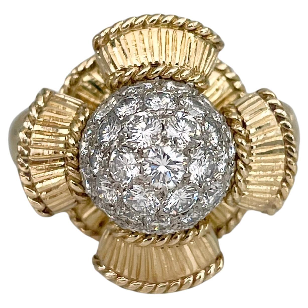 Vintage 18 Karat Gold Diamond Sculptural Cocktail Ring (Bague de cocktail sculpturale en or 18 carats avec diamants)
