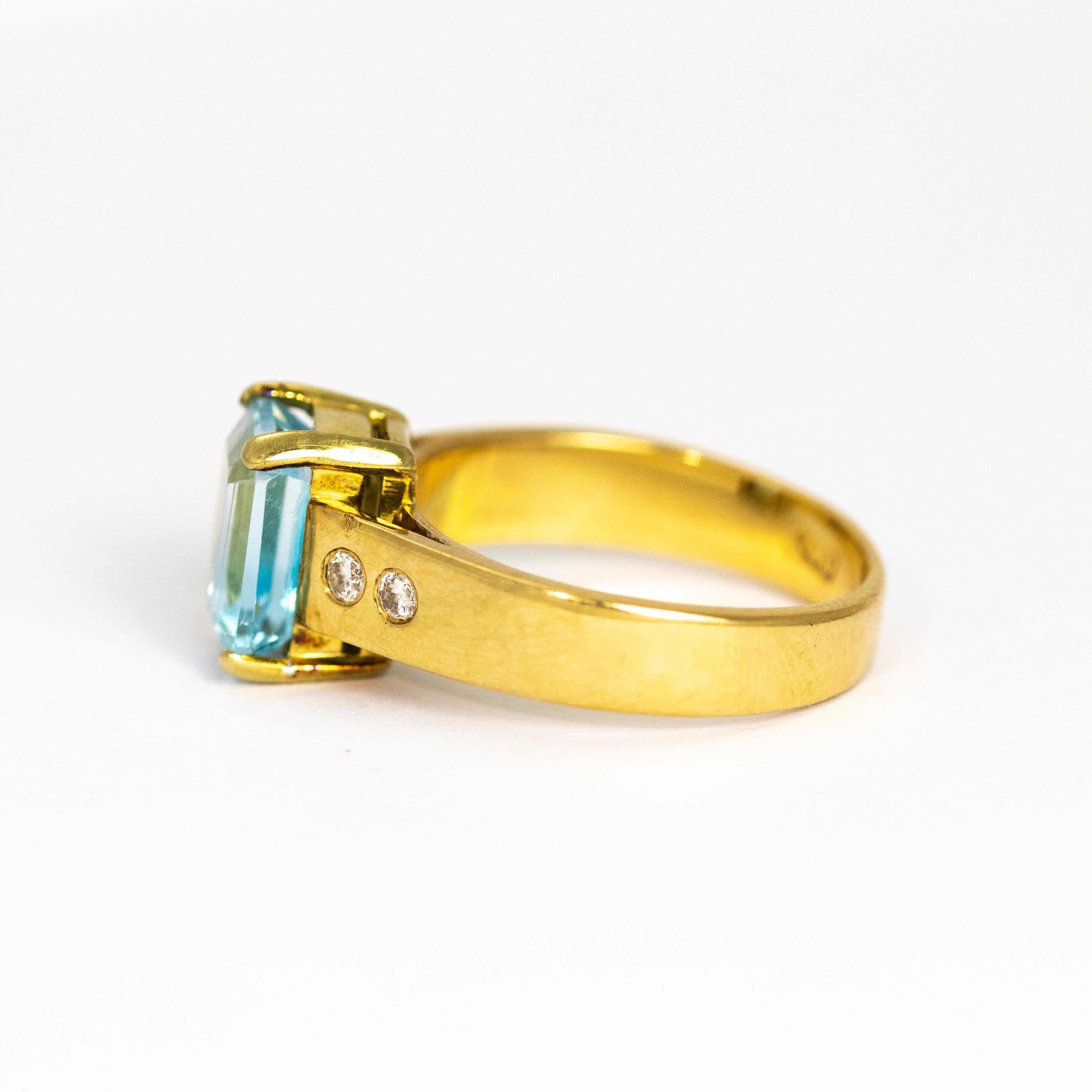 vintage emerald cut aquamarine ring