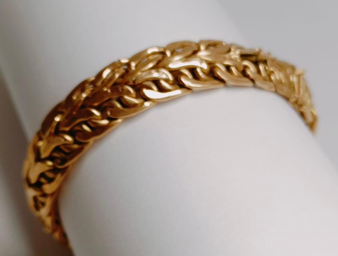 Bracelet tressé français en or 18 carats des années 1960 en vente 7