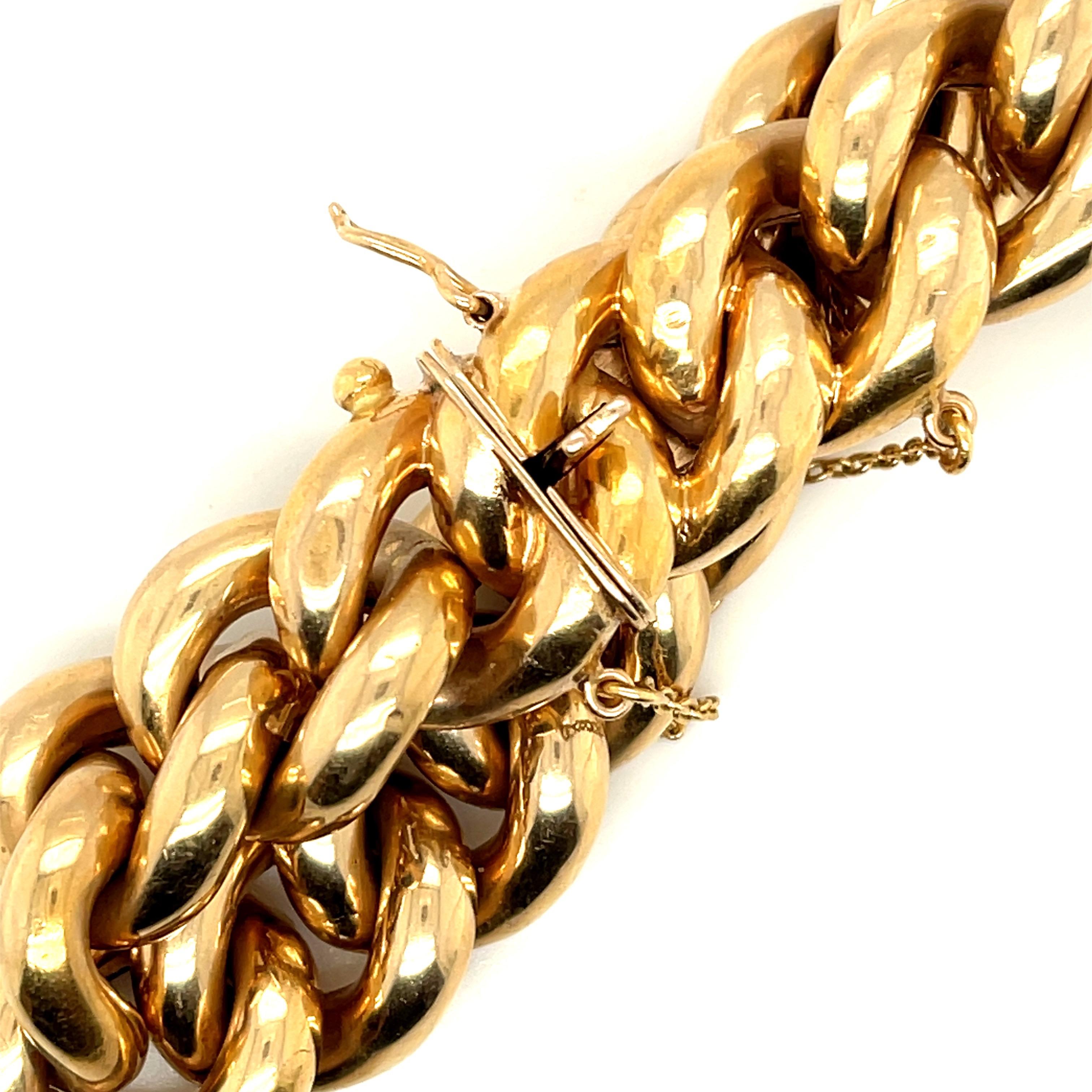 Modern Vintage 18 Karat Gold French Curblink Bracelet