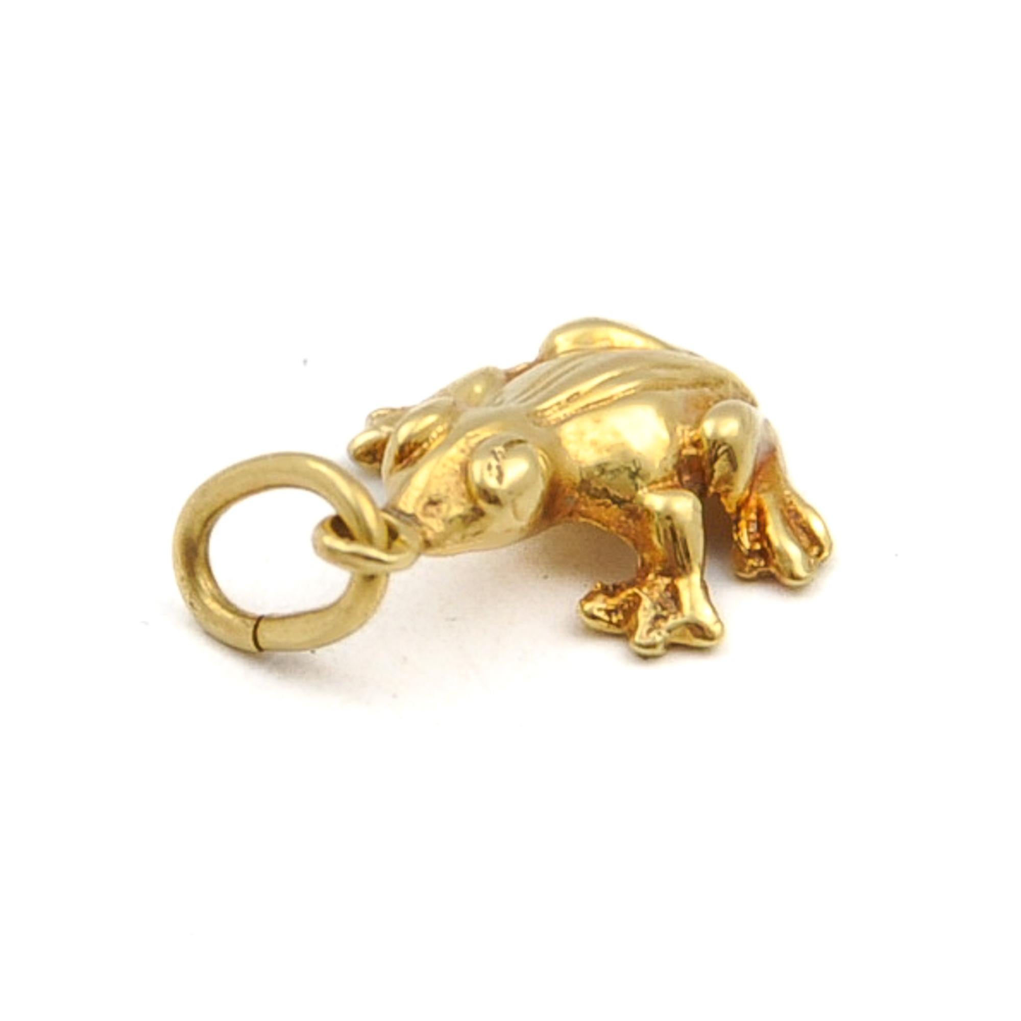 Vintage 18 Karat Gold Frog Charm Pendant In Good Condition In Rotterdam, NL