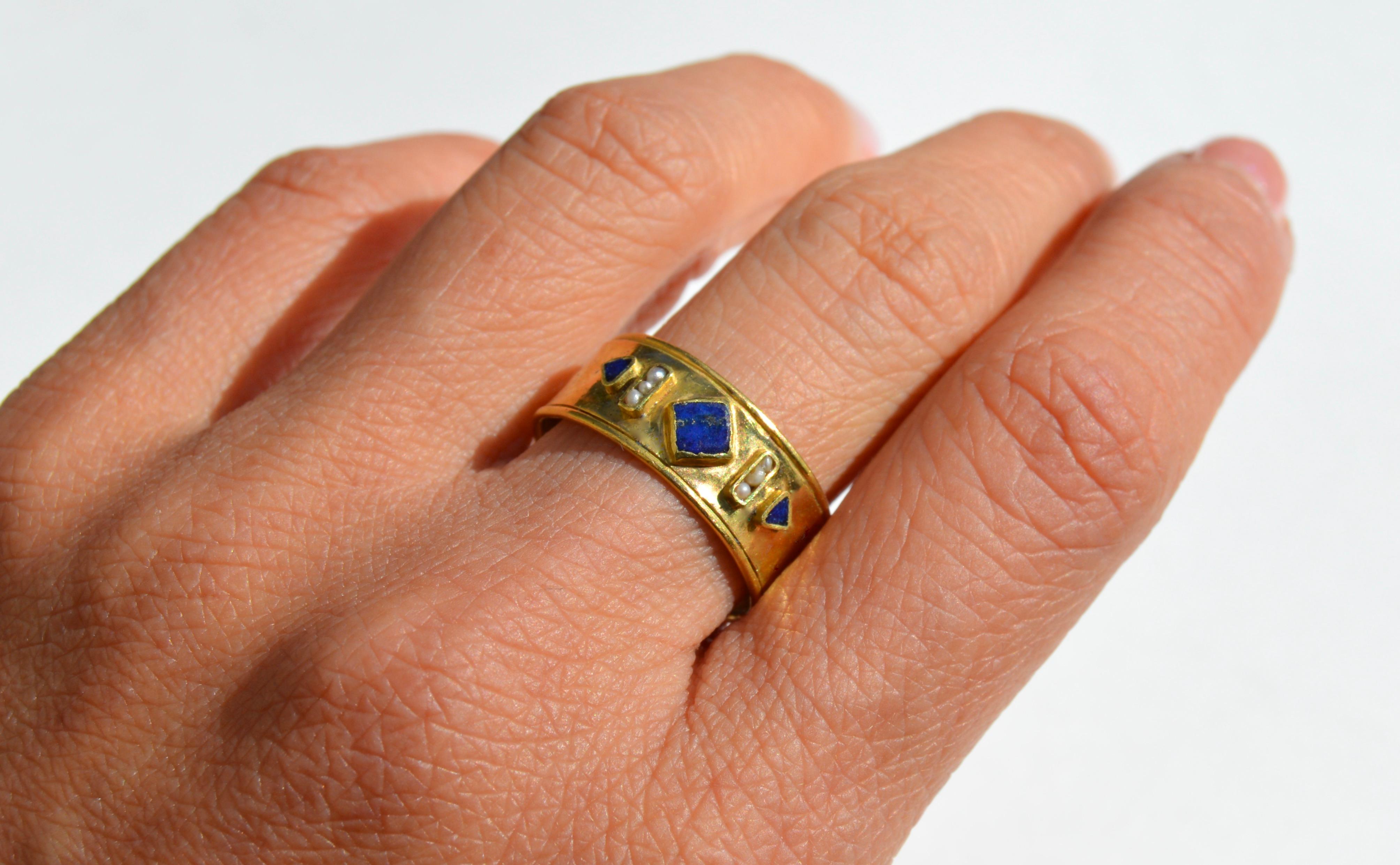 Vintage 18 Karat Gold Lapis Lazuli Seed Pearl Etruscan Revival Cigar Band Ring 1