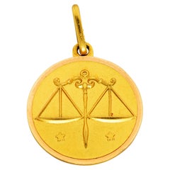 Vintage 18 Karat Gold Libra Zodiac Charm