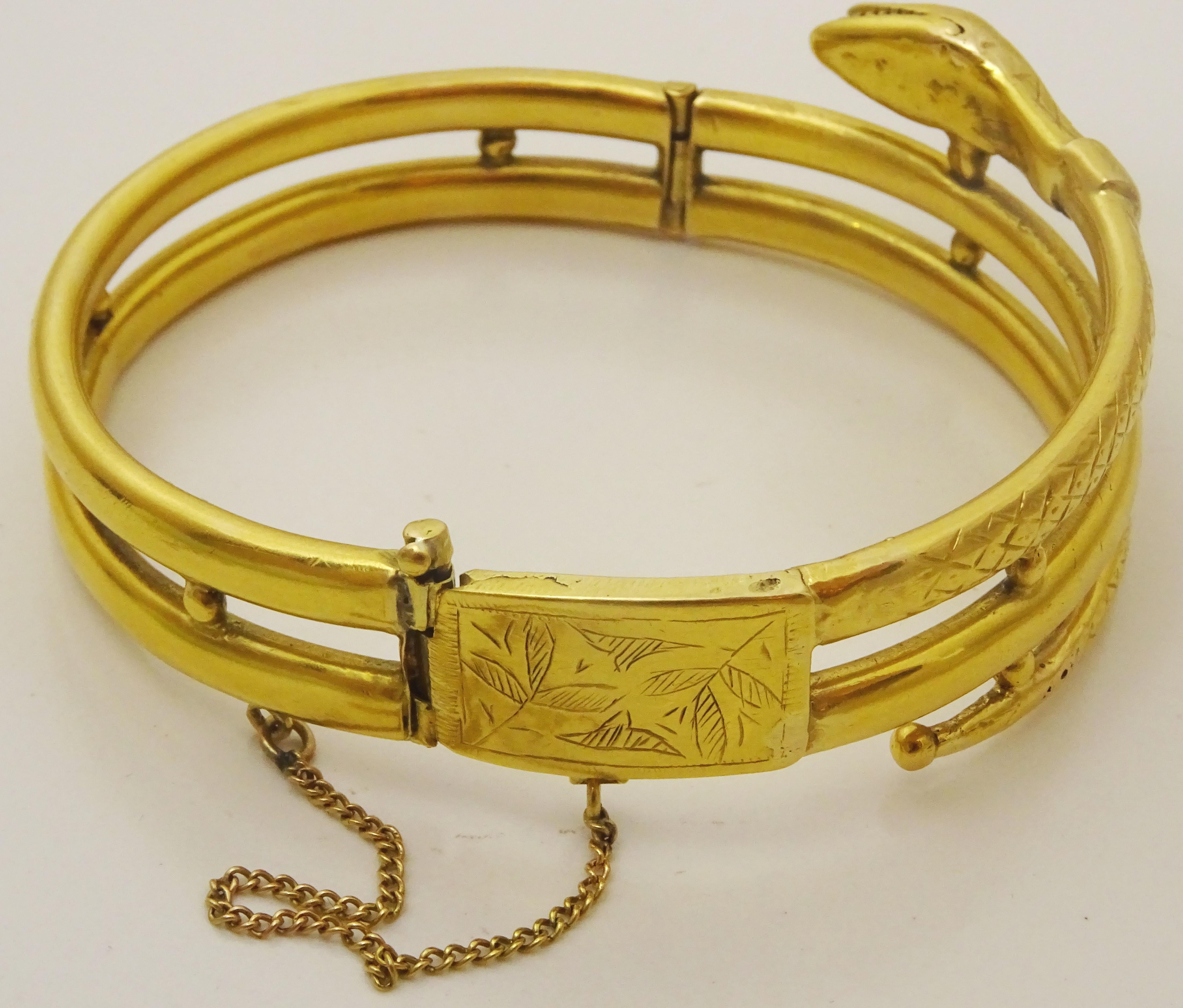 Taille ronde Bracelet serpent marocain vintage en or 18 carats en vente