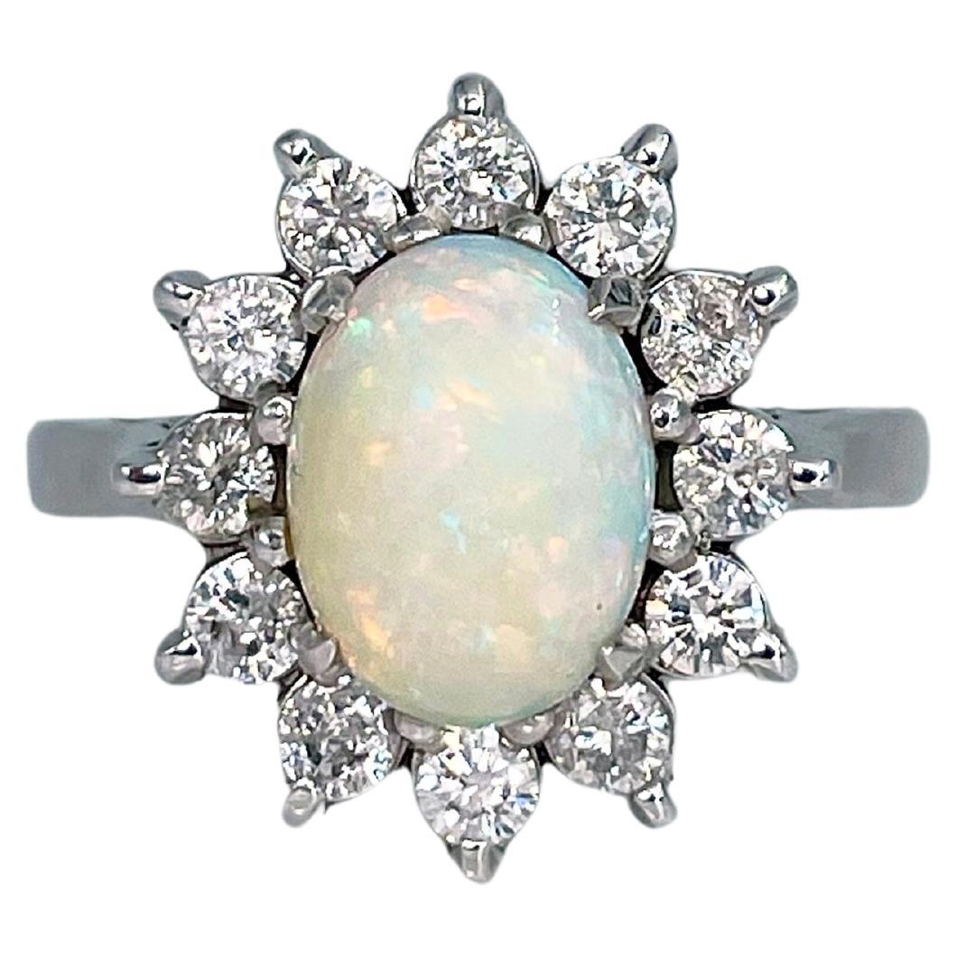 18 Karat Gold Opal 0,50 Karat Diamant-Cluster-Ring, Vintage