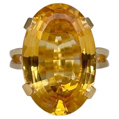 Vintage 18 Karat Gold Oval Faceted Citrine Cocktail Ring