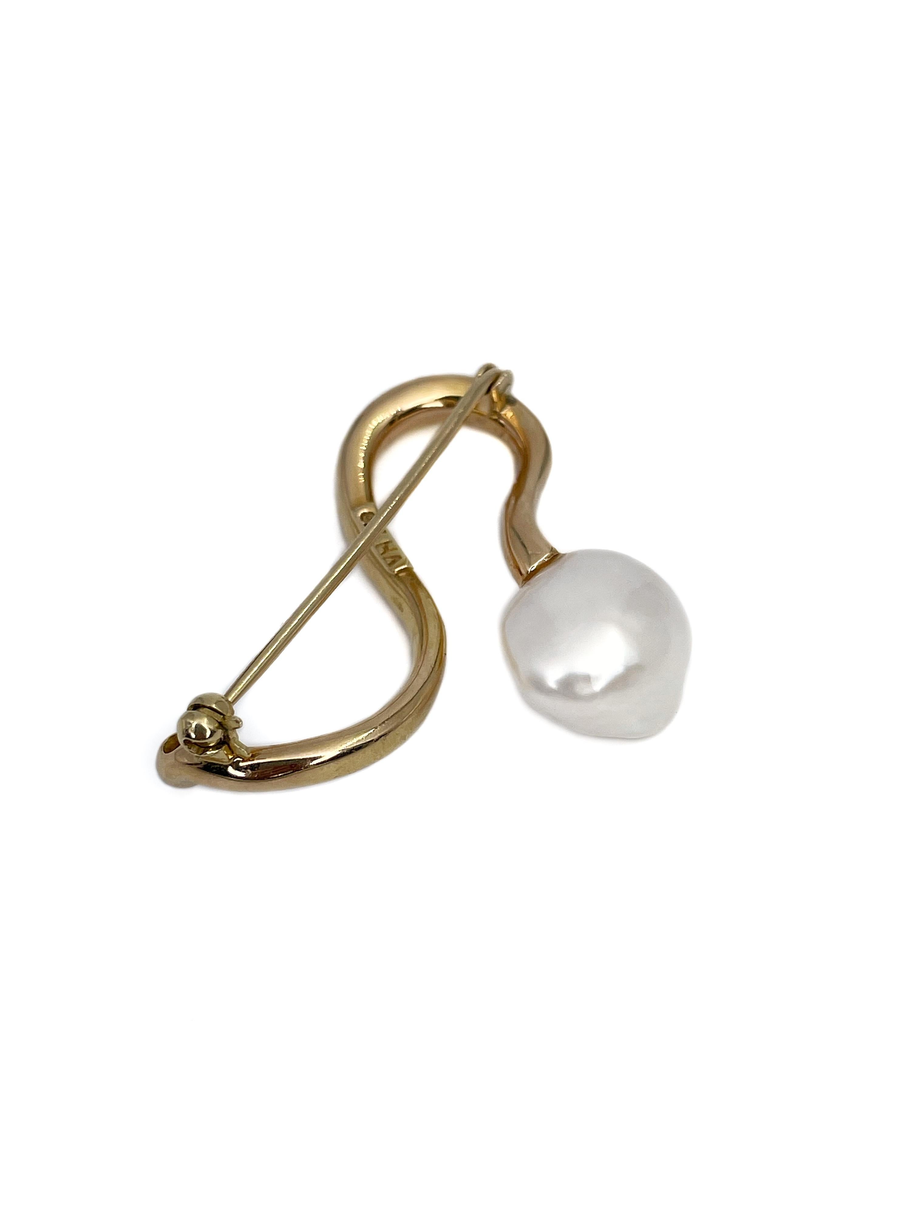 Women's Vintage 18 Karat Gold Pearl Diamond Curved Pin Brooch