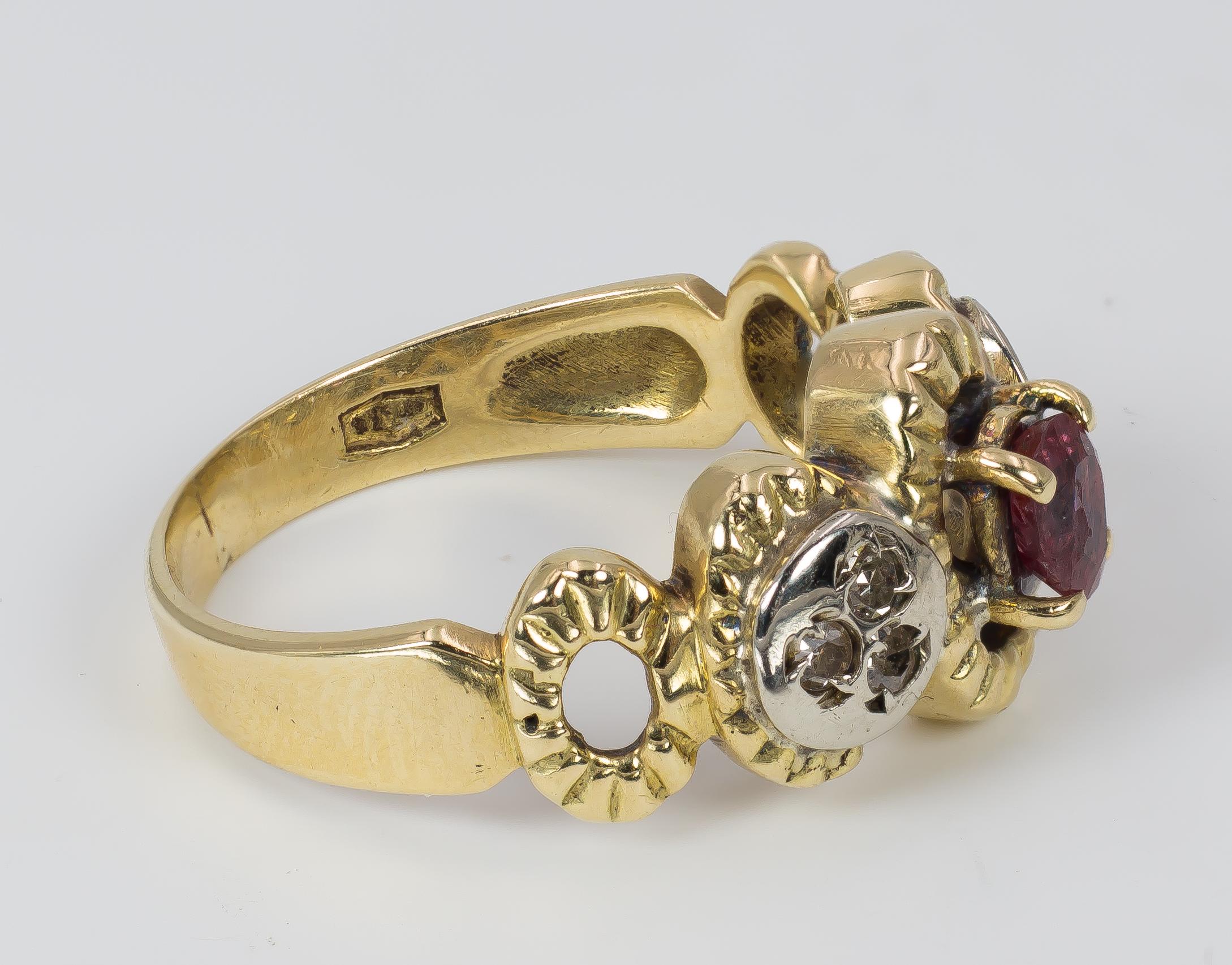 Vintage 18 Karat Gold, Ruby and Diamond Ring, 1970s In Good Condition For Sale In Bologna, IT