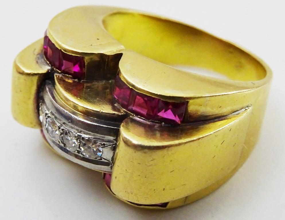 For Sale:   Vintage 18 karat Gold Ruby and Diamond Tank Ring 4