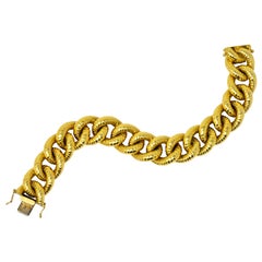 Vintage 18 Karat Gold Textured Curb Link Bracelet