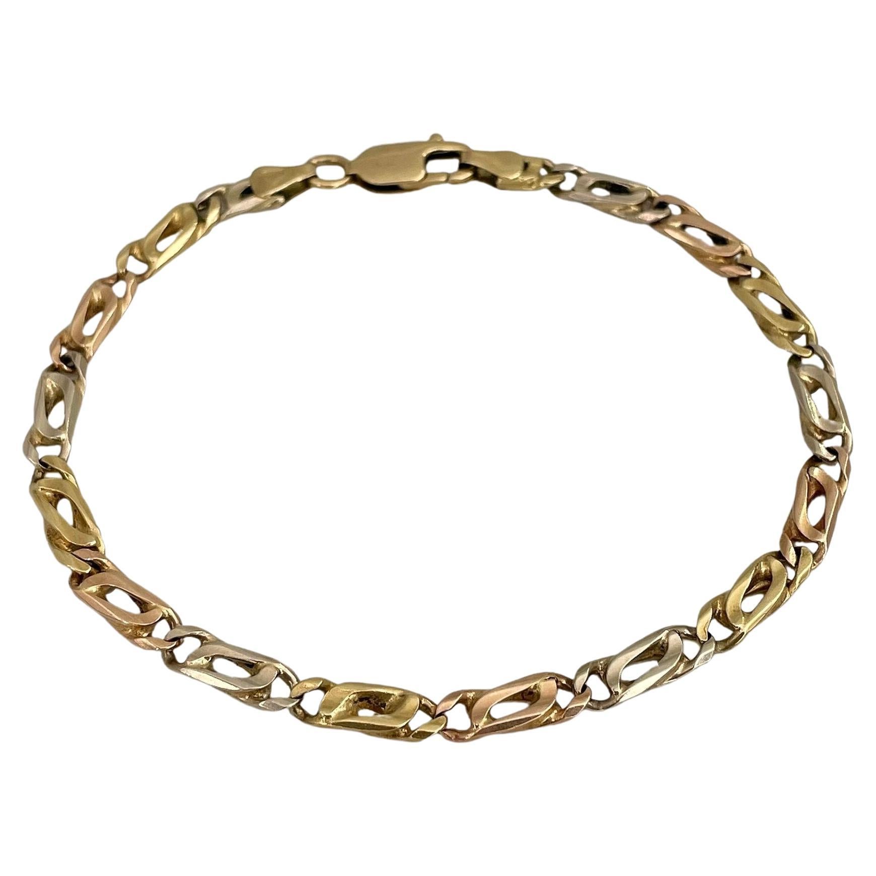 Vintage 18 Karat Gold Tri Color Chain Link Bracelet For Sale