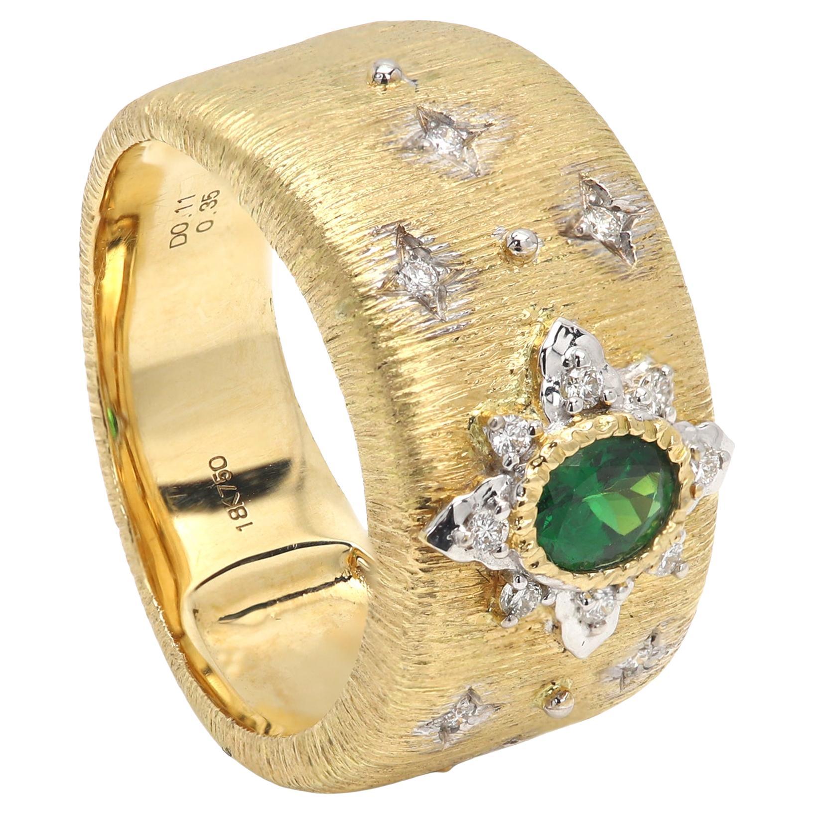 Vintage Lovely Gold Ring Band
Brilliant Colors of Natural Green Tsavorite
18k Yellow Gold approx 9.4 grams
Finger size 6.5 ( resizable a little up or down)
Natural Tsavorite approx 0.35 carat (5 x 4 mm)
Natural Diamonds few small 0.11 carat