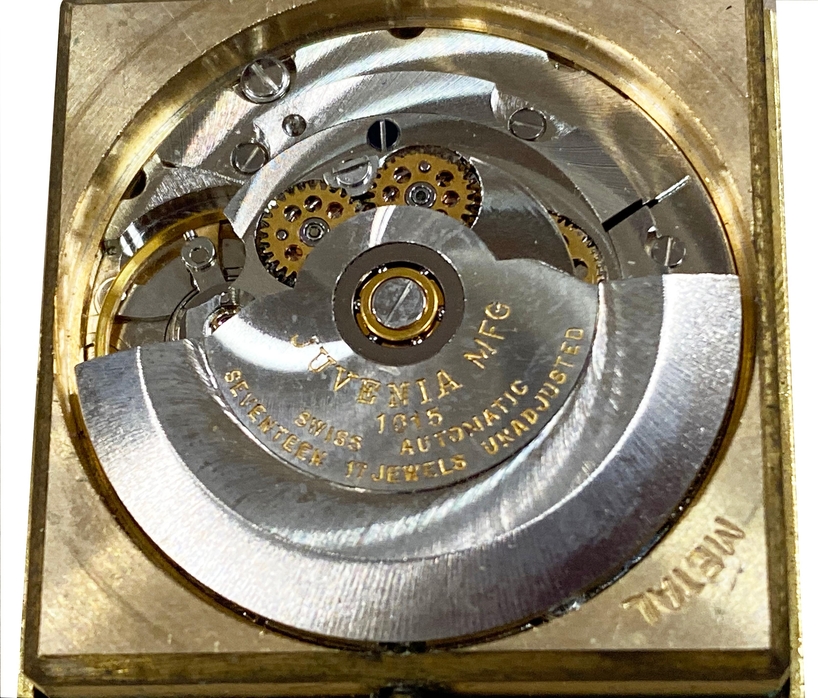 Women's or Men's Vintage 18 Karat Juvenia Gold Watch