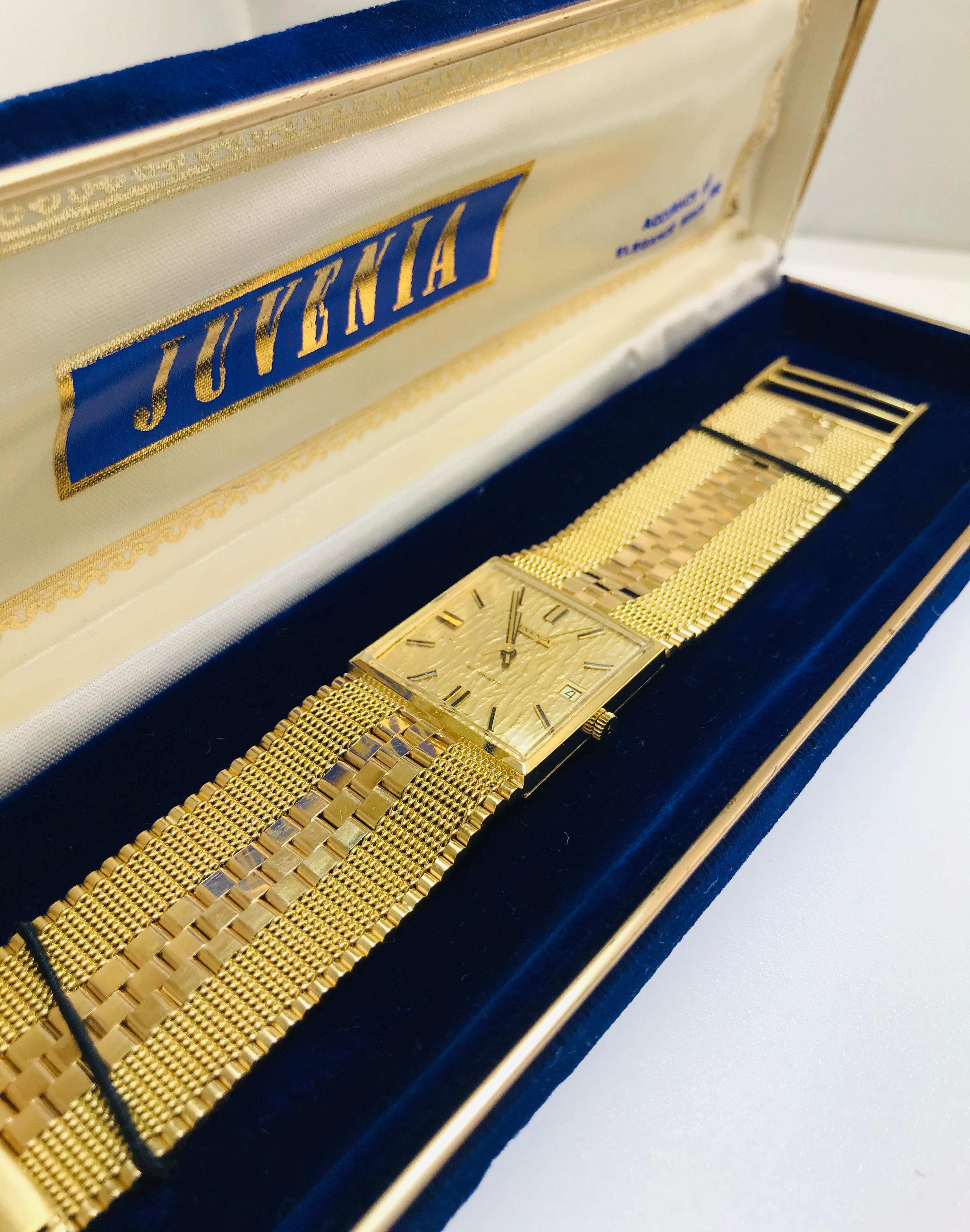 Montre vintage en or 18 carats Juvenia 2