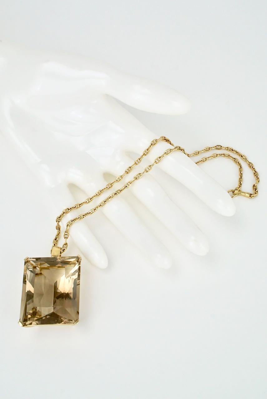 Emerald Cut Vintage 18 Karat Retro Yellow Gold Citrine Pendant Chain Necklace, 1980s For Sale