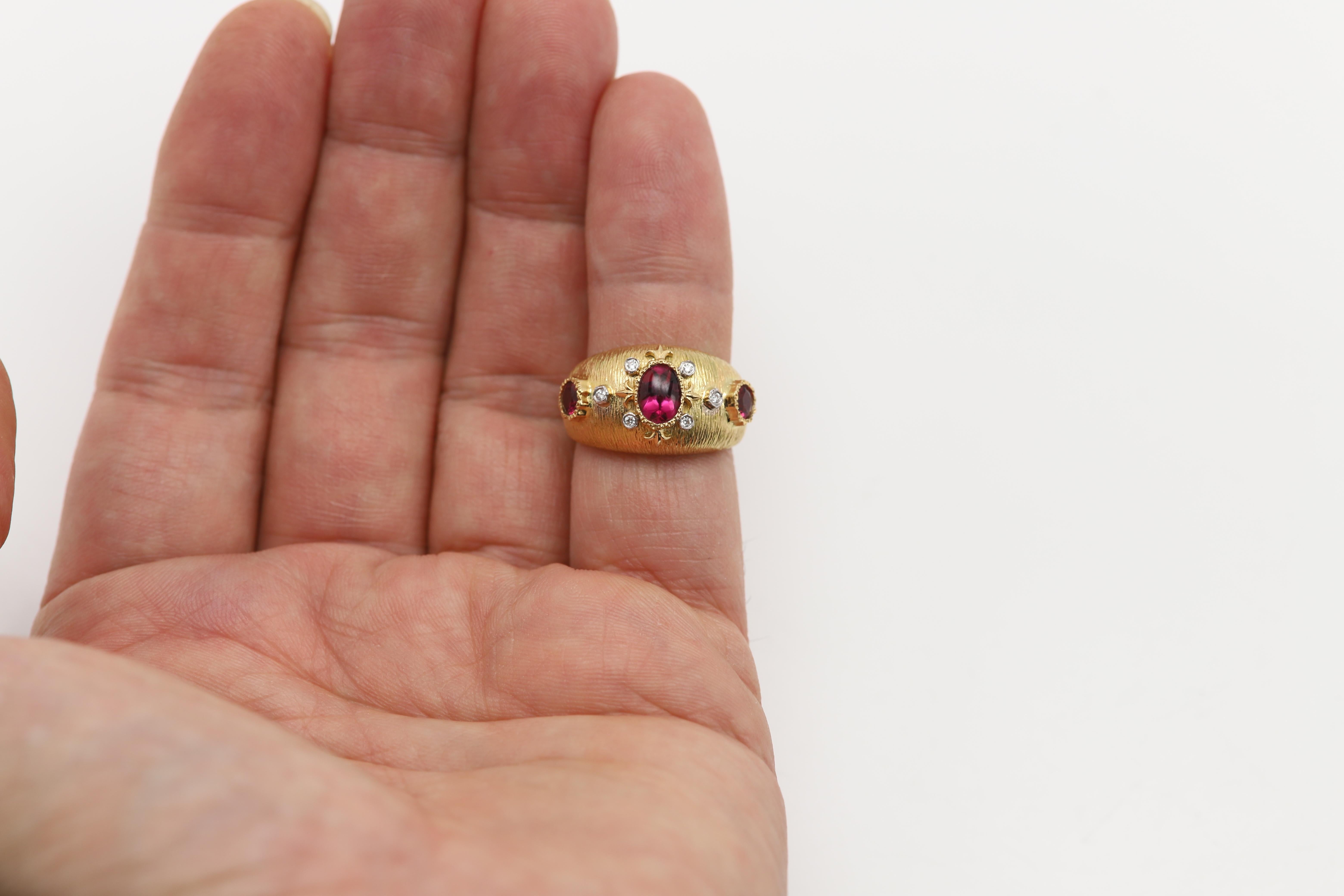 Women's Vintage 18 Karat Rhodolite Ring  natural Red gems Solid yellow gold For Sale