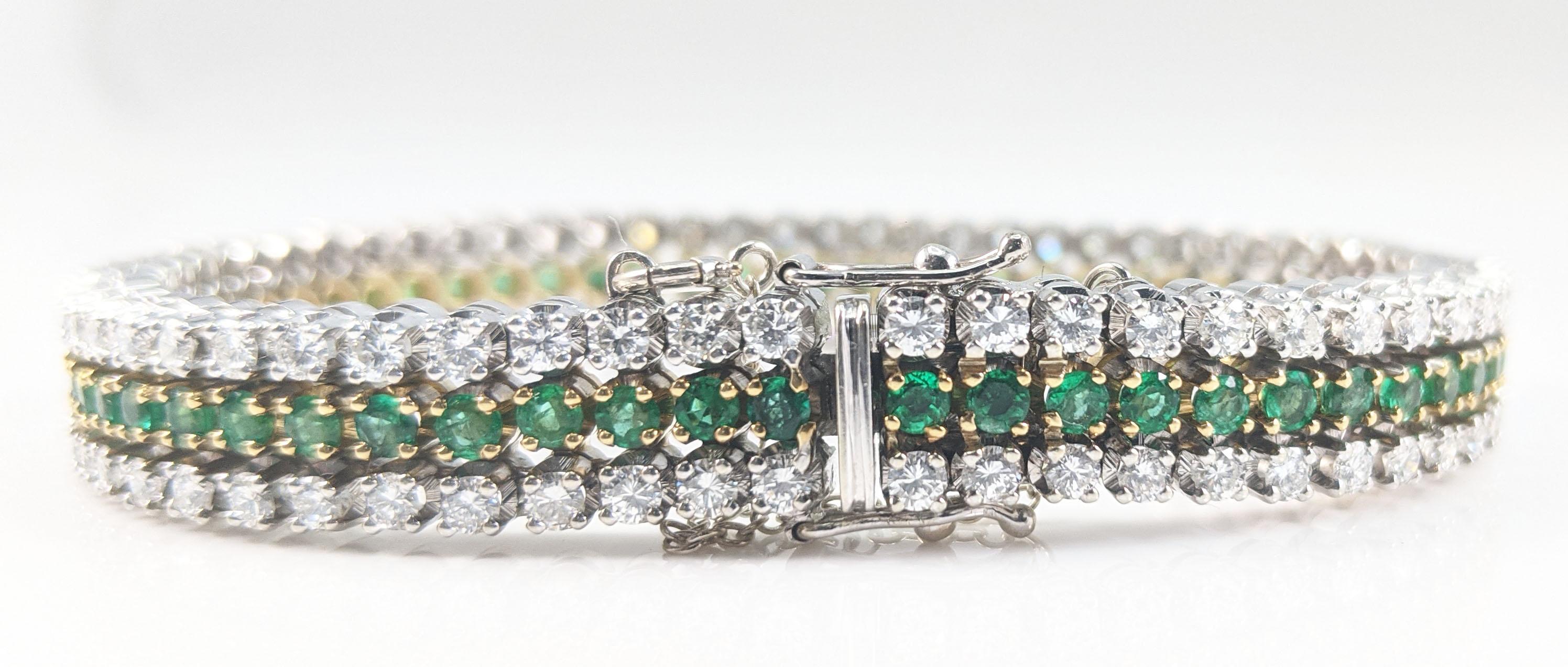 Round Cut Vintage 18 Karat White and Yellow Gold Diamond Emerald Line Bracelet