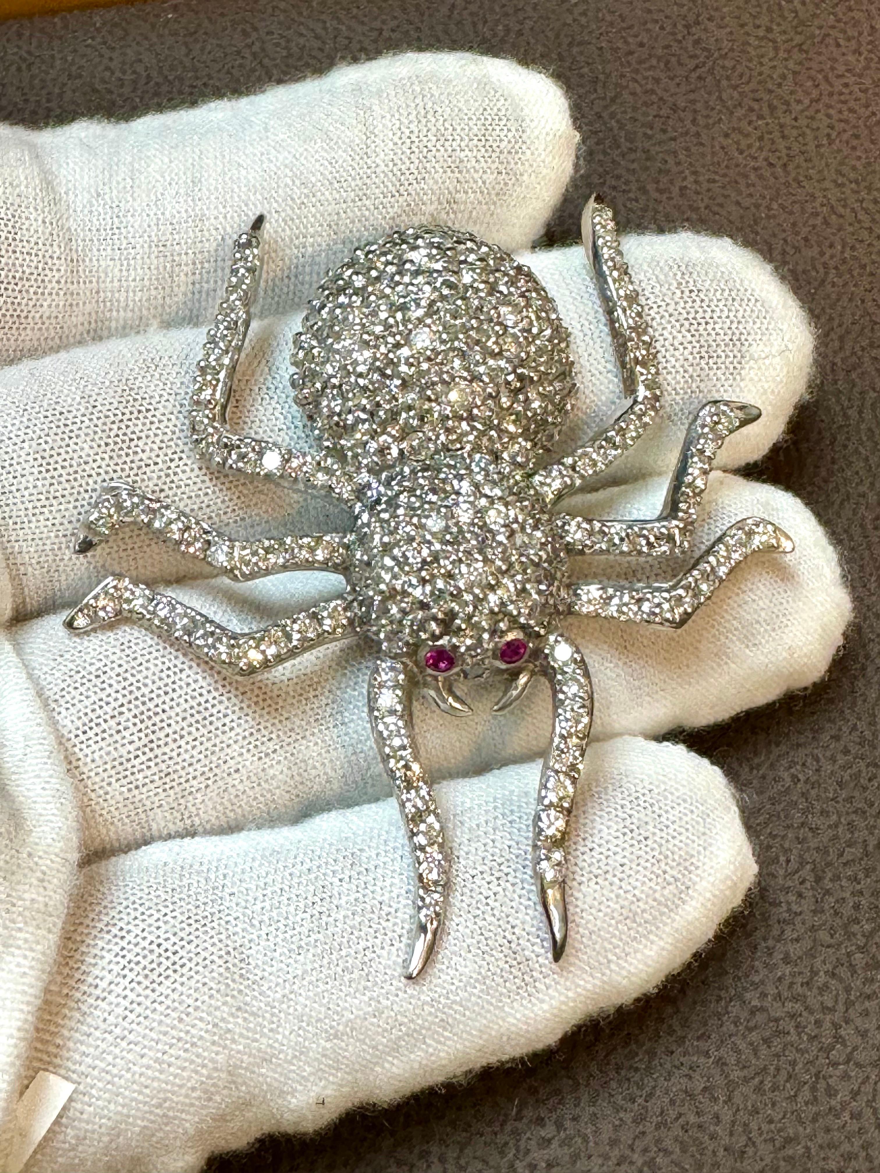 Vintage or blanc 18 carats et 7.7 ct de  Araignée de diamant  Broche / épingle , 18.8 Gm en vente 1