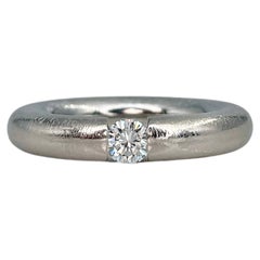 Vintage 18 Karat White Gold 0.26 Carat VS Diamond Band Ring