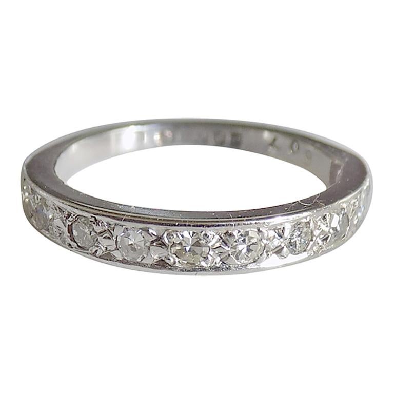 Bague d'éternité vintage en or blanc 18 carats avec demi-anneau en diamant