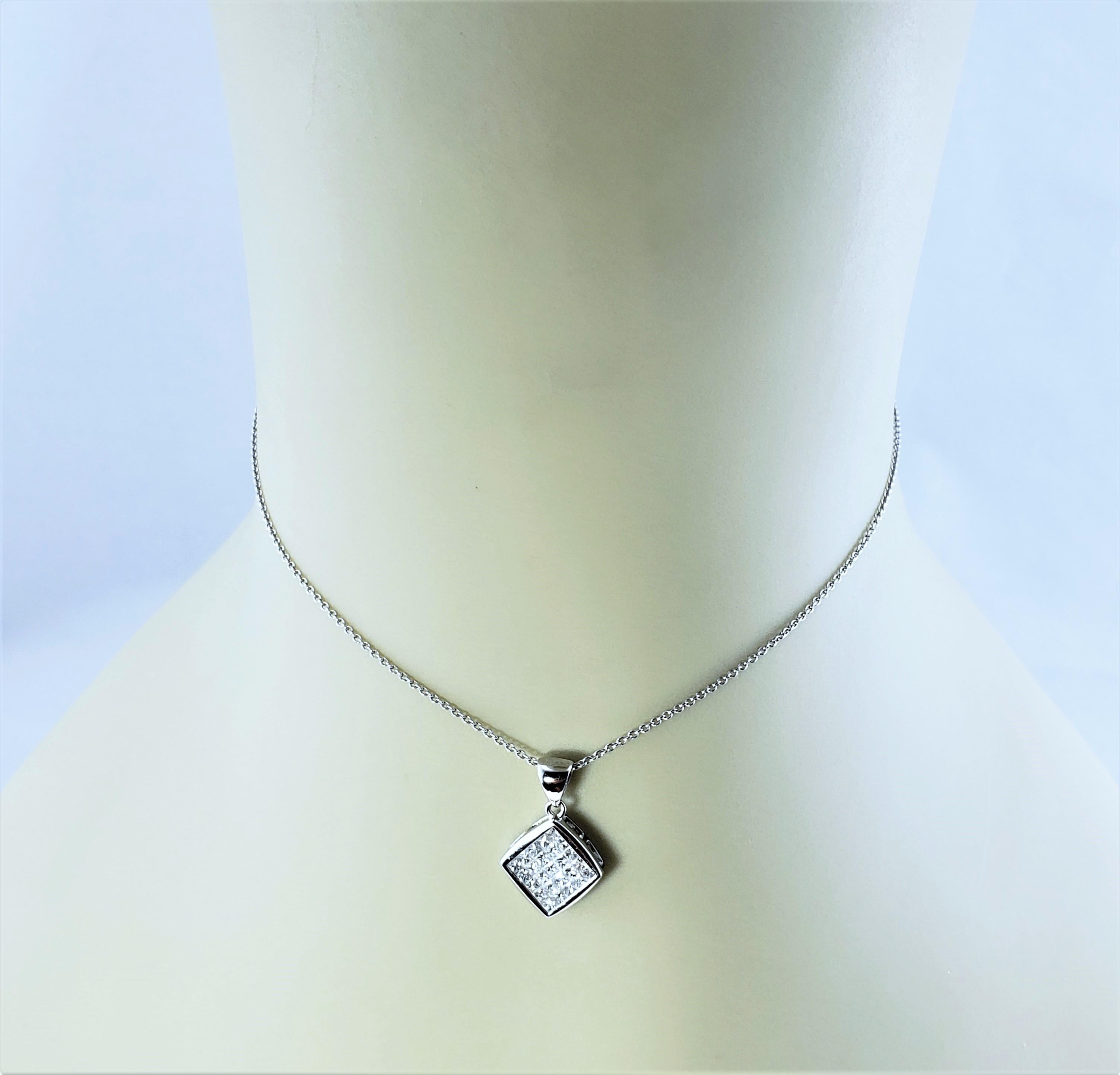 Ciondolo vintage con diamante in oro bianco 18 carati in vendita 2