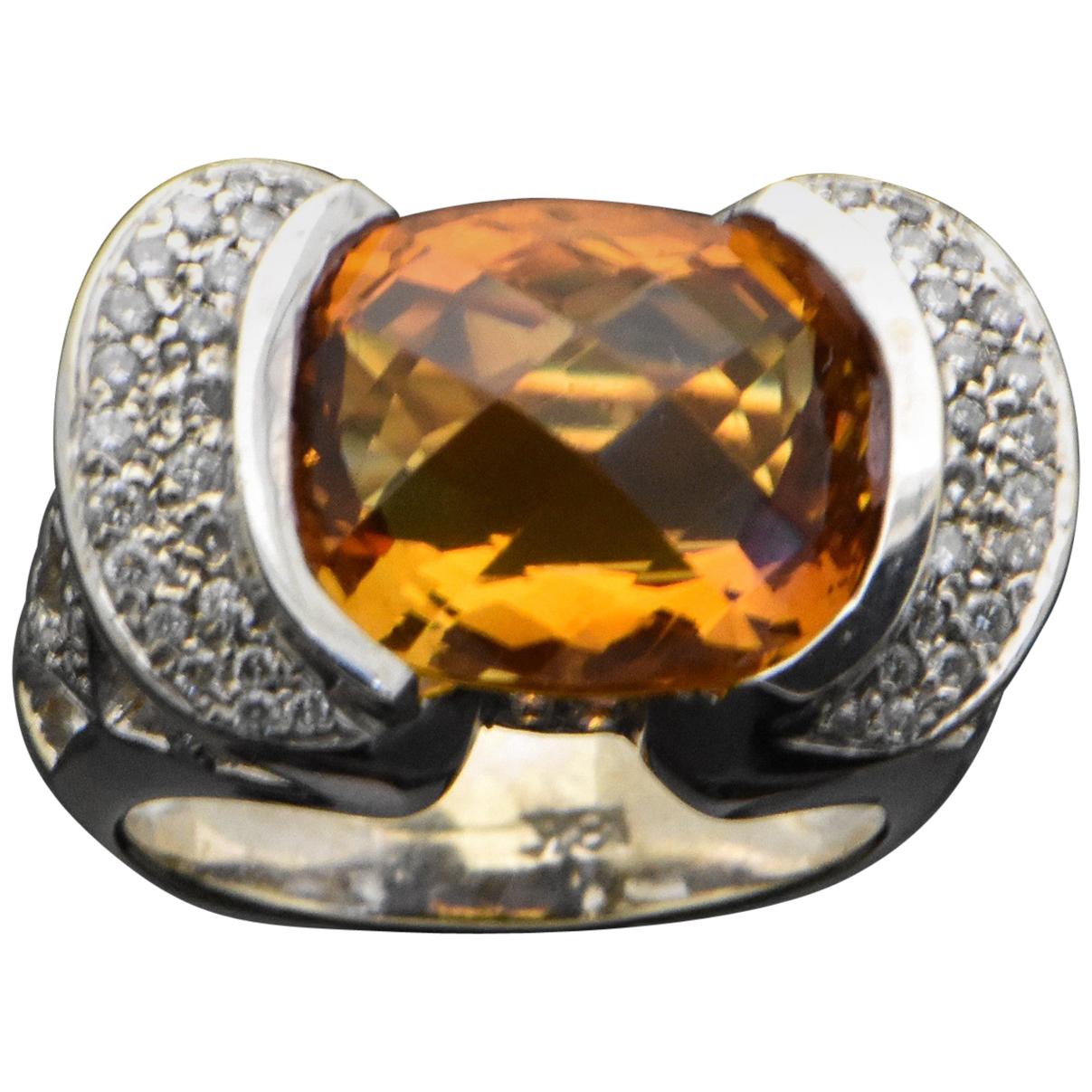 Vintage 18 Karat White Gold Ring with Citrine and Diamond Ring For Sale