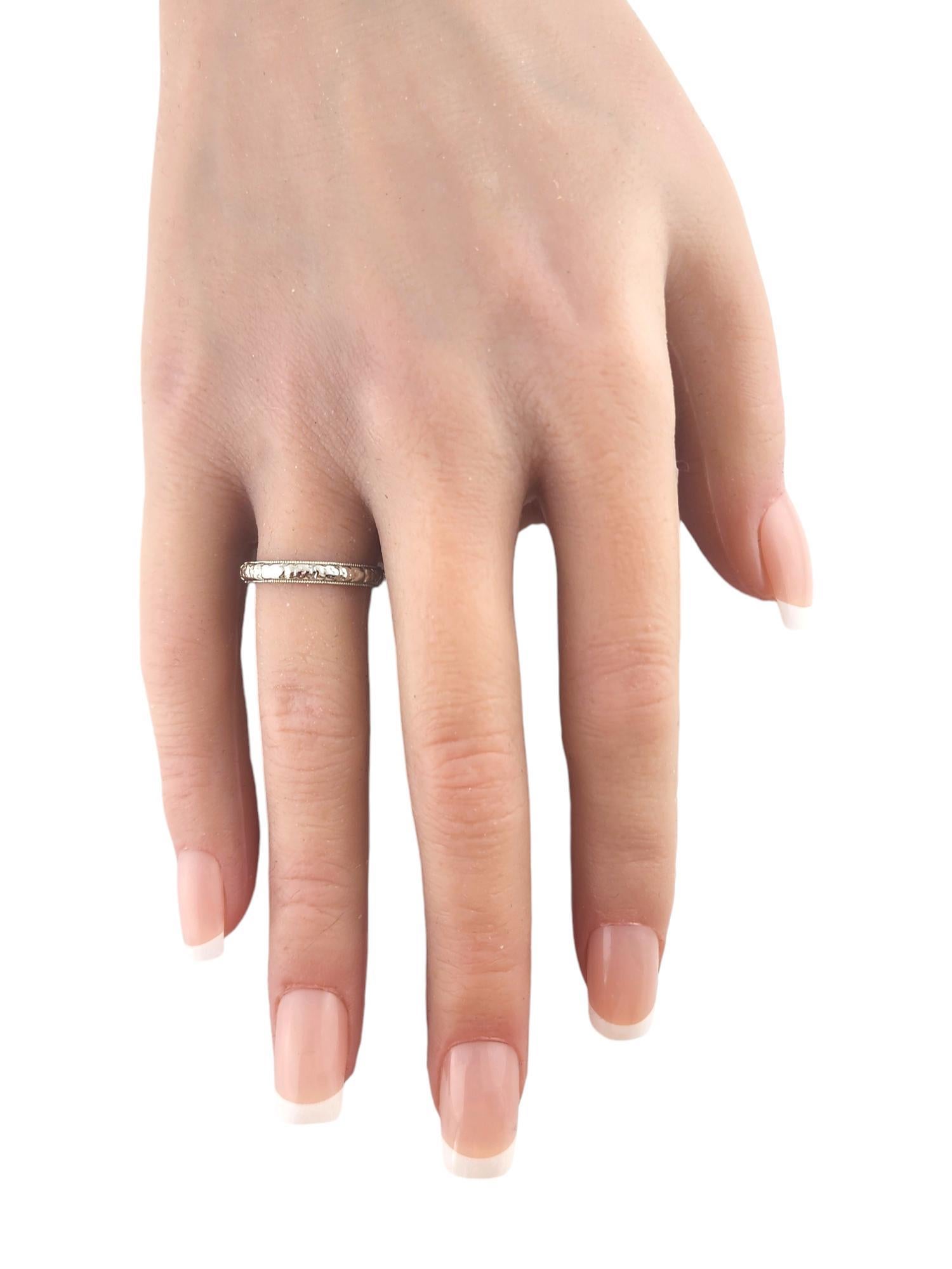 Vintage 18 Karat White Gold Wedding Band Size 7.25 #19281 For Sale 2