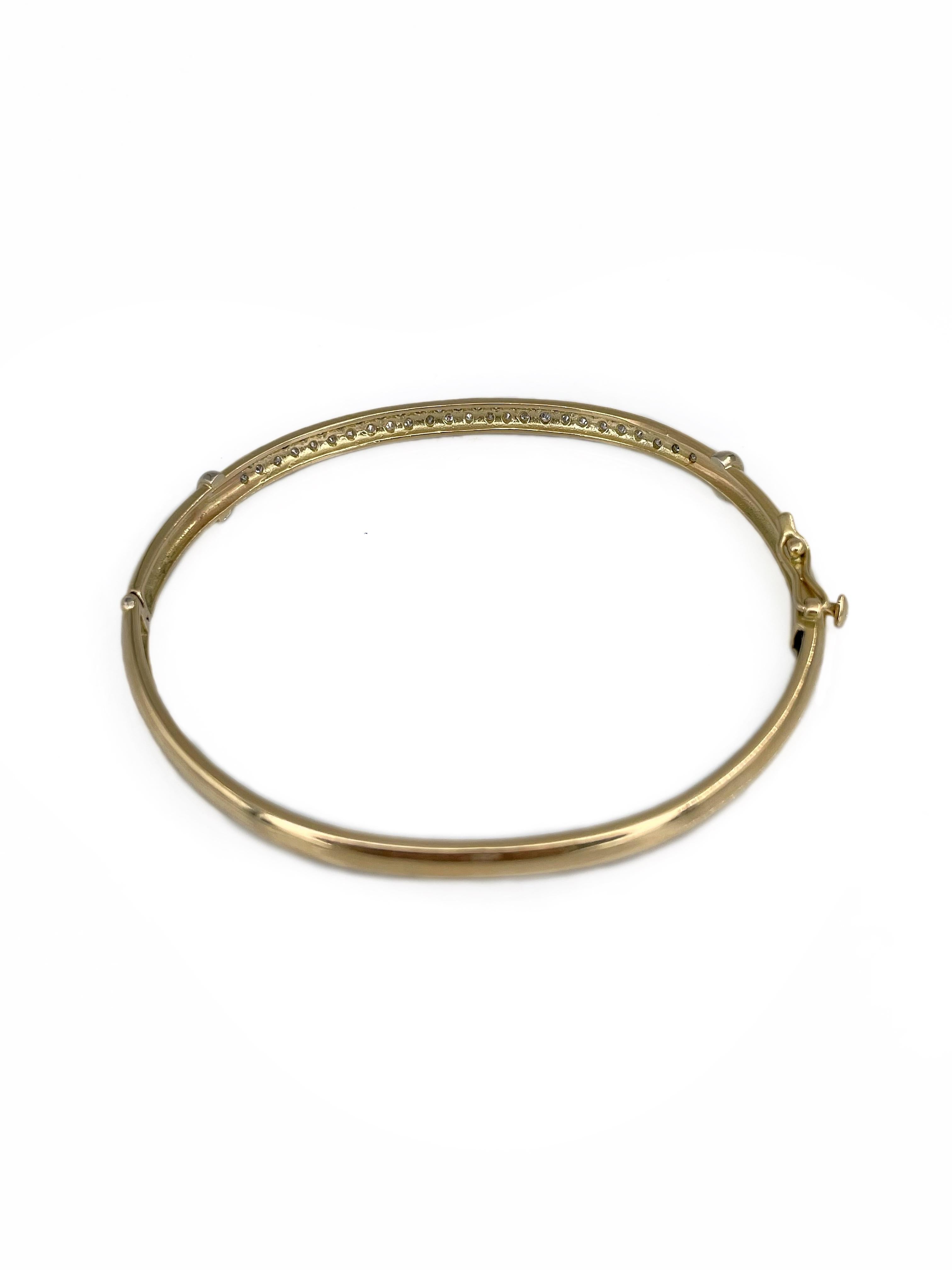 Moderne Bracelet jonc à charnière vintage en or jaune 18 carats avec diamants 0,45 carat en vente