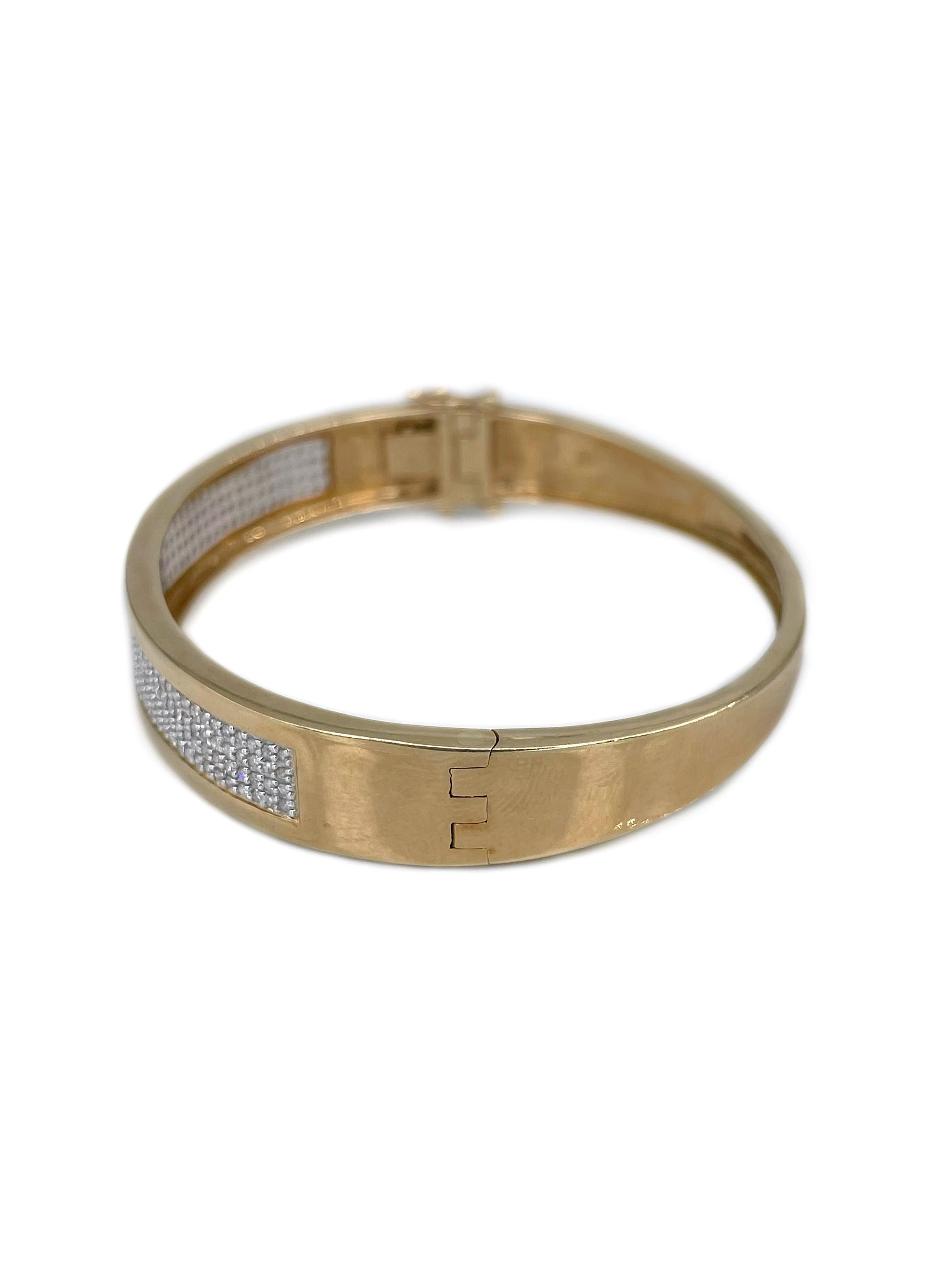 Modern Vintage 18 Karat Yellow Gold 0.70 Carat Diamond Hinged Bangle Bracelet