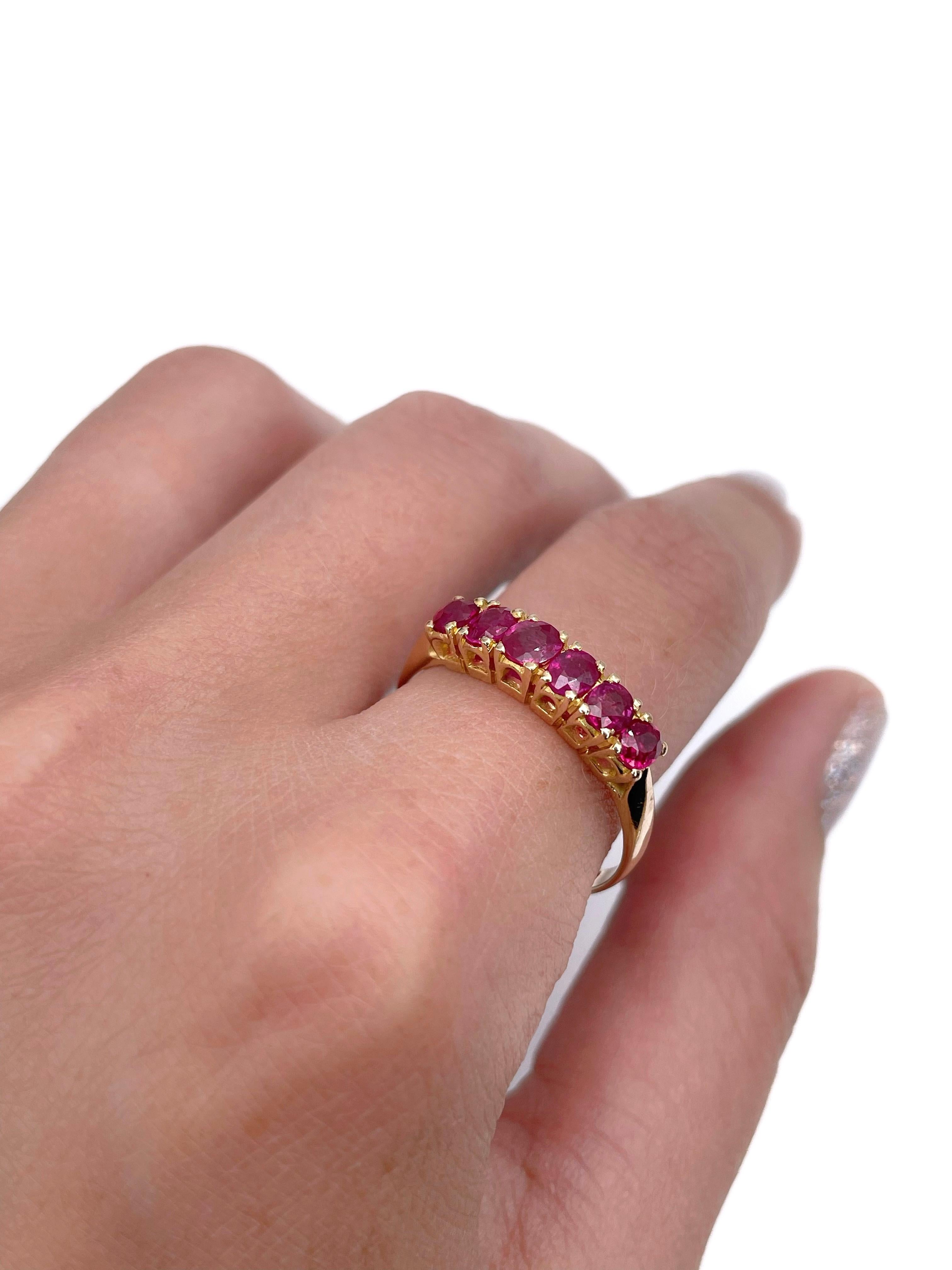 Vintage 18 Karat Yellow Gold 1.00 Carat Ruby Band Ring In Good Condition For Sale In Vilnius, LT