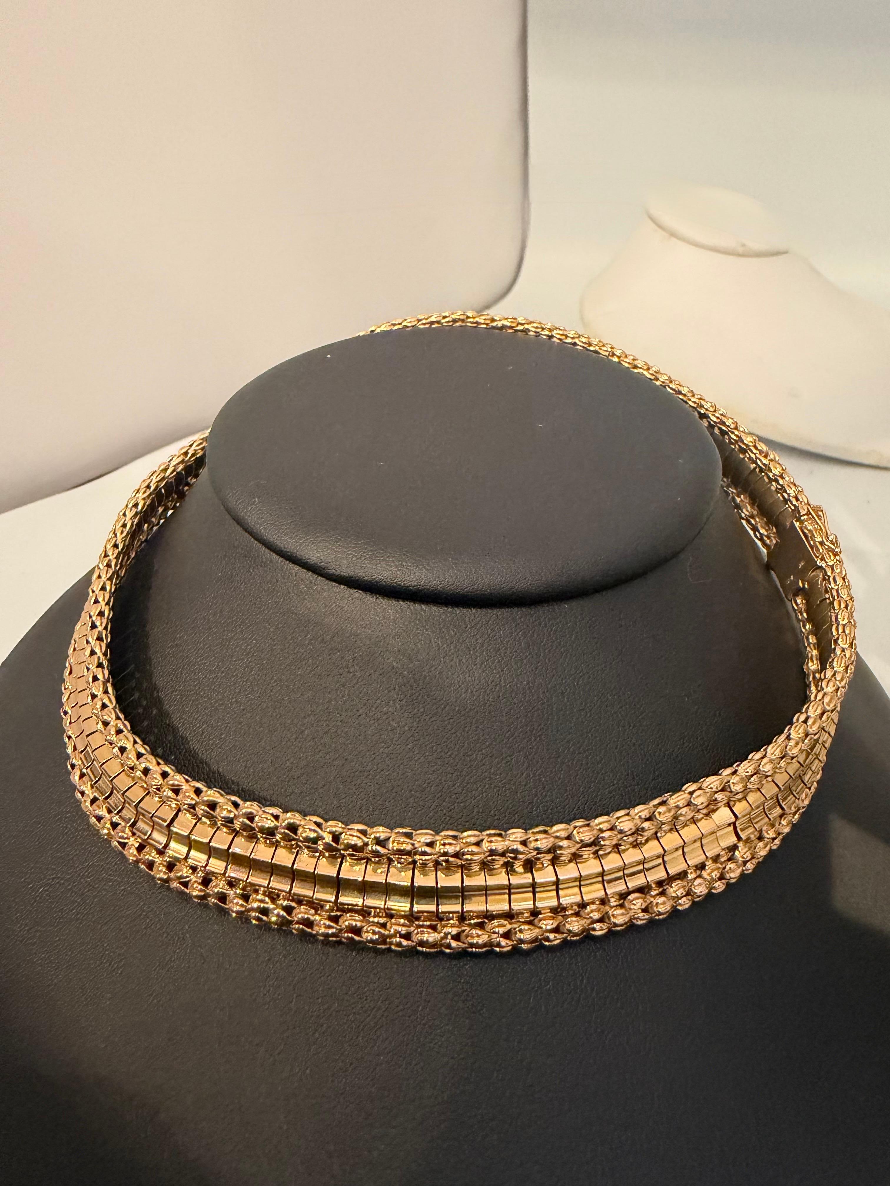 Vintage 18 Karat Yellow Gold 55.5 Gm Choker Link Like Chain Unisex, 16