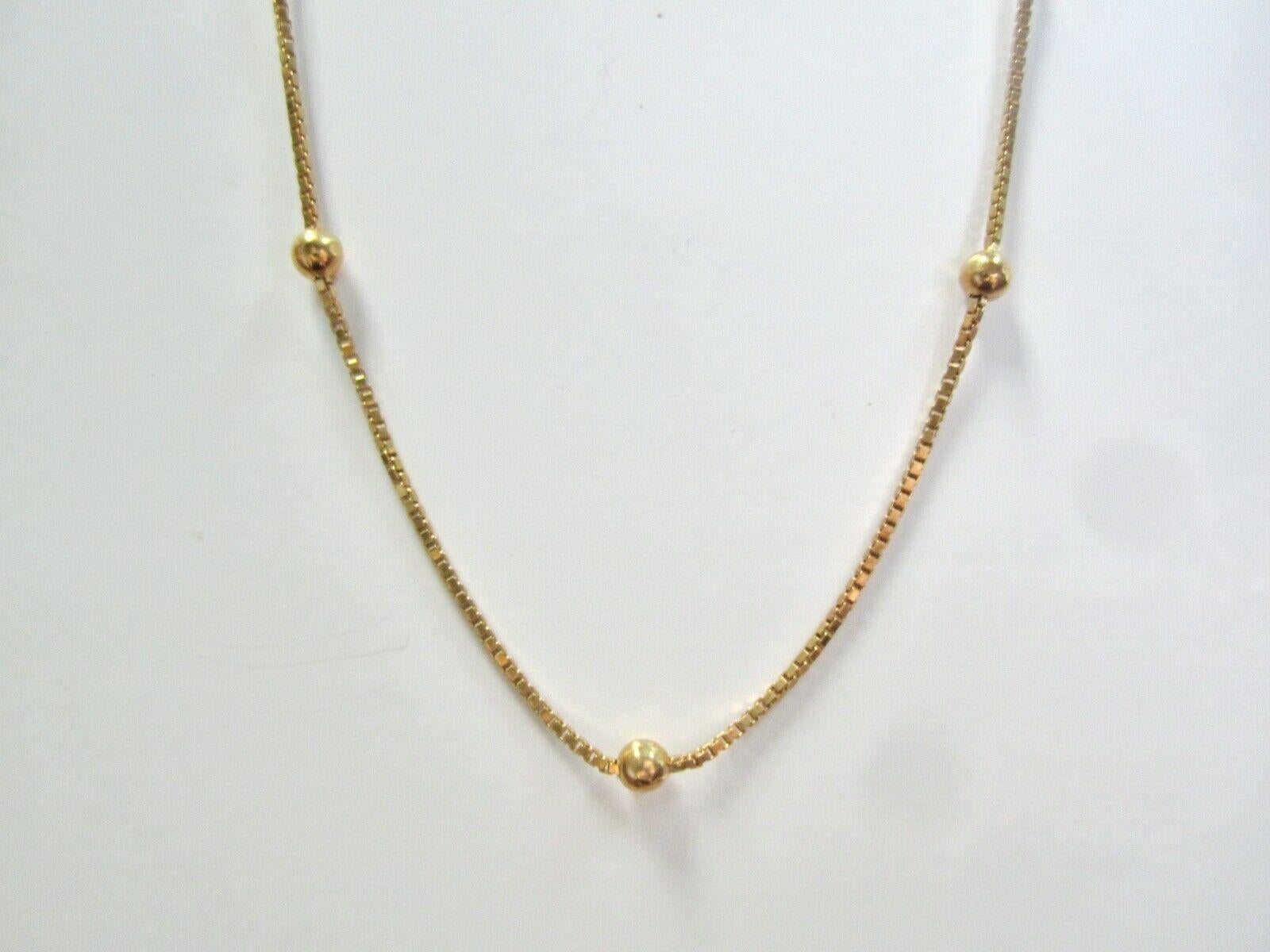 Women's or Men's Vintage 18 Karat Yellow Gold Box Chain Ball Necklace For Sale