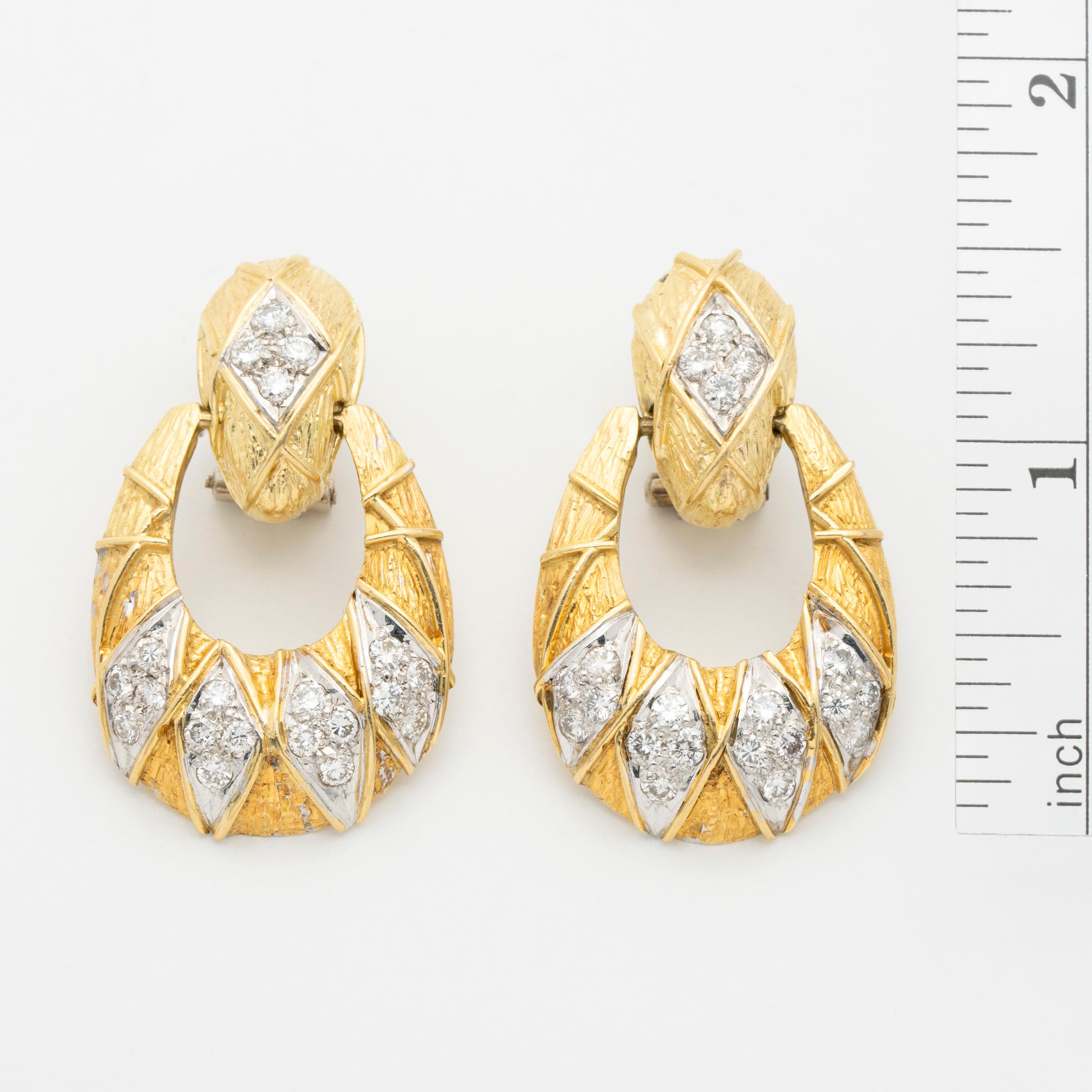 Period: Vintage
Year: c.1980
Material: 18K Yellow Gold, 2.0ct Diamond
Weight: Each earring weighs 11.5 grams
Length of each earing from post is 1.5 inches/3.81 cm Width: 1 inch/2.54 cm
Condition: Pristine Vintage
Made in the U.S.A

Crafted in the