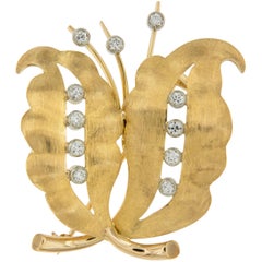 Vintage 18 Karat Yellow Gold and Platinum Oak Leaf Brooch with Diamonds