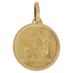 Vintage 18 Karat Yellow Gold Ava Maria Medal