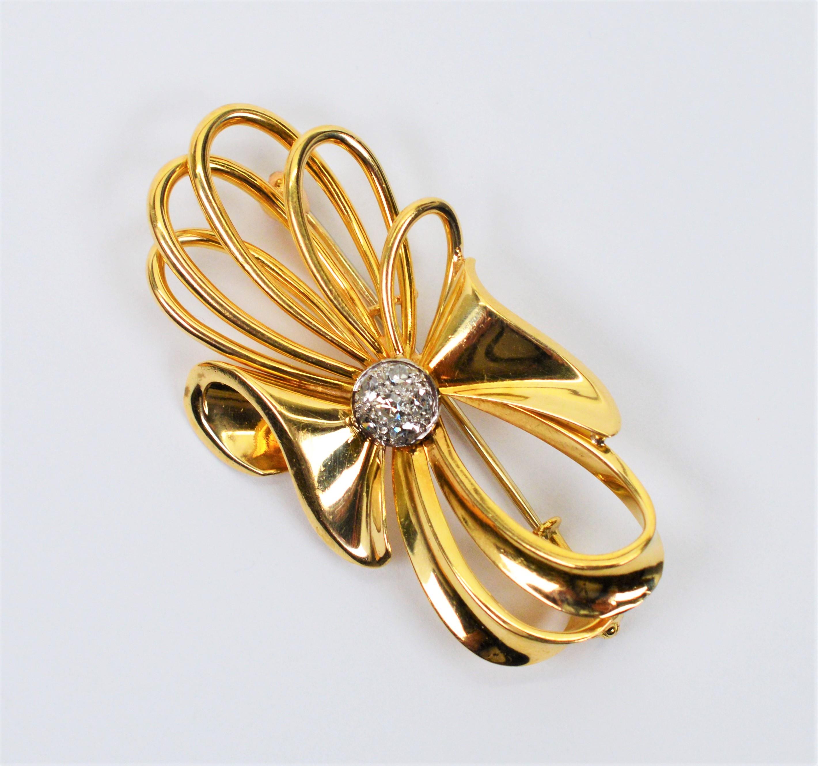 Round Cut Vintage 18 Karat Yellow Gold Bowtie Brooch with Diamond Accents