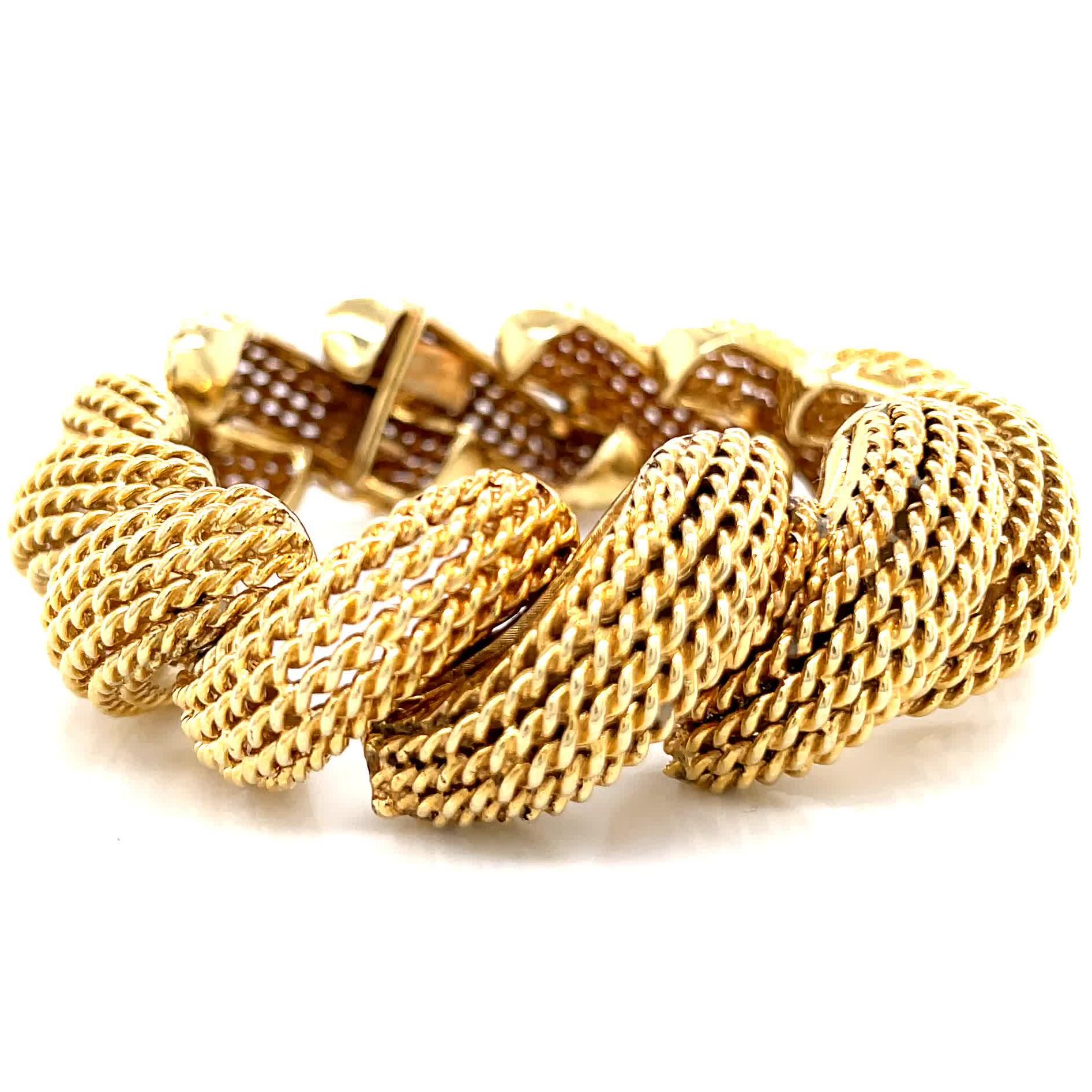 Vintage 18 Karat Yellow Gold Bracelet In Excellent Condition In Beverly Hills, CA