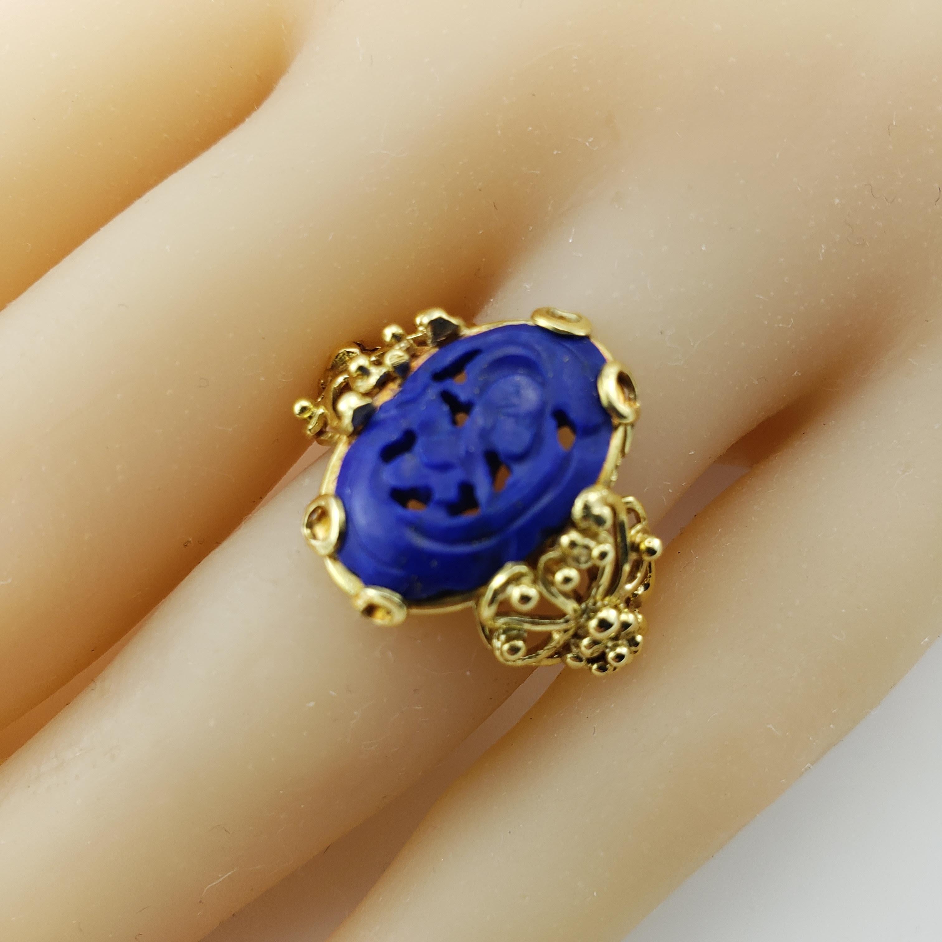 18 Karat Yellow Gold Carved Lapis Lazuli Ring For Sale 3