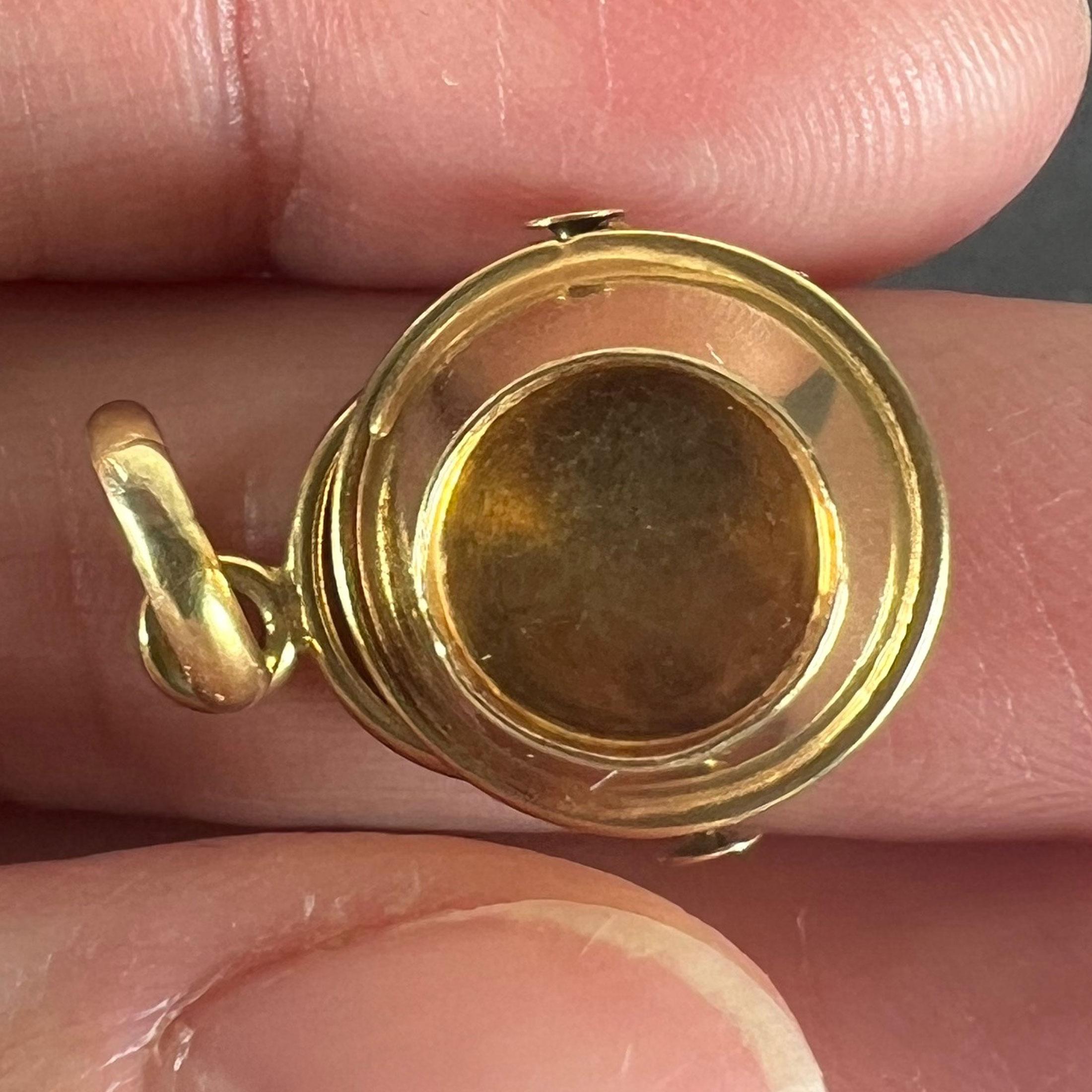 Vintage 18 Karat Yellow Gold Champagne Bucket Charm Pendant For Sale 4